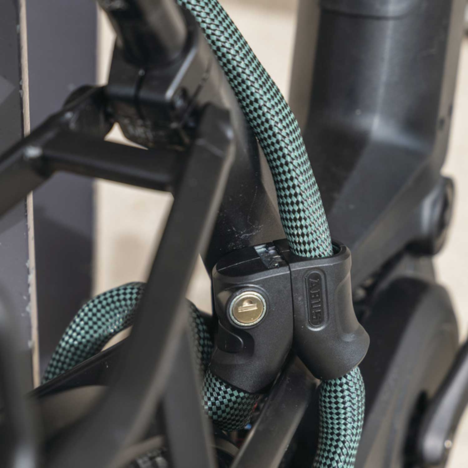 abus infinity loop 1806 140 kettenschloss