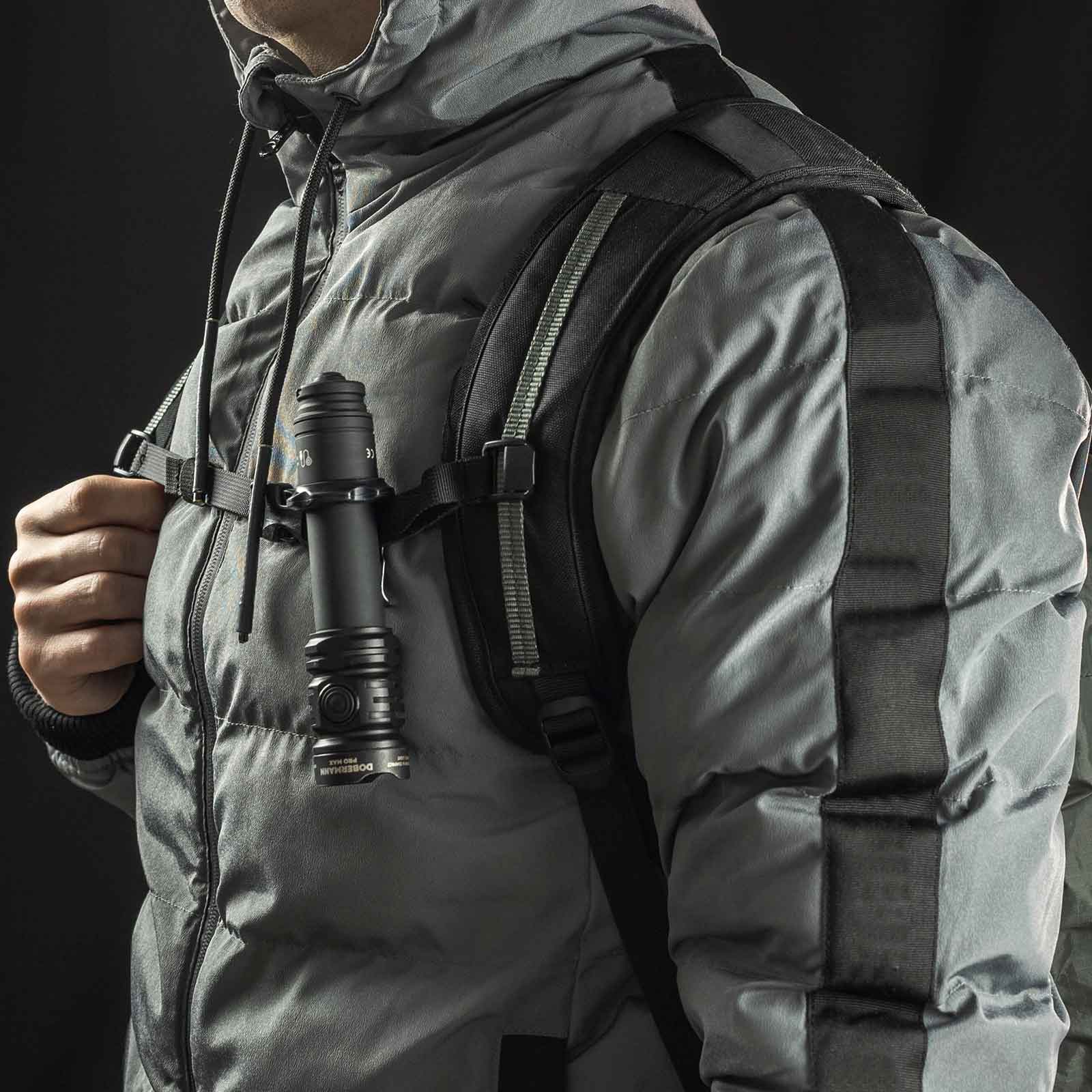 Armytek Dobermann Pro Max – Taschenlampe mit 3000 lm, 460 m, Akku, Magnetladen