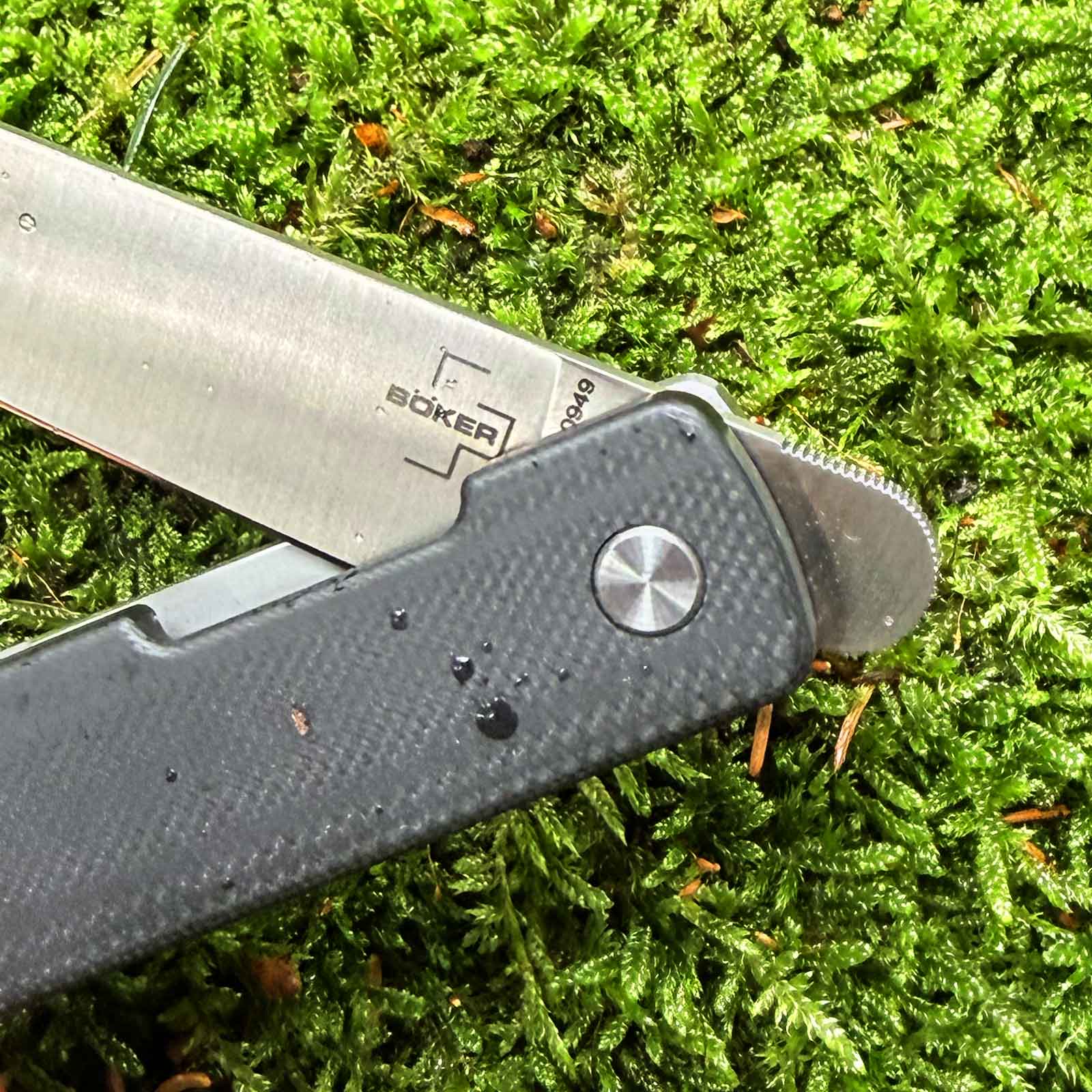 Böker Plus Friday Gentleman Taschenmesser – Verschluss Öffnung