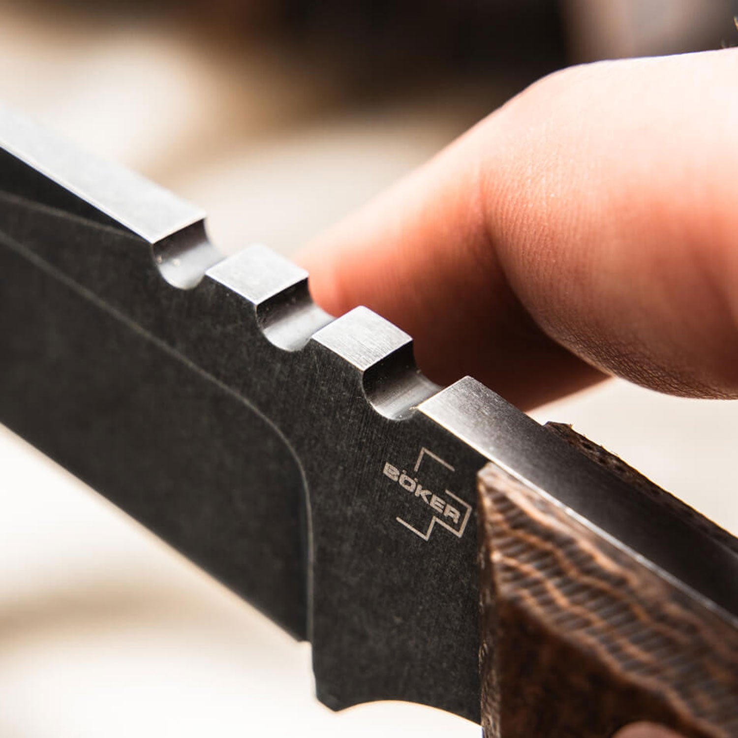 Böker Plus Thicker Clipper - EDC Messer mit feststehender Tanto Klinge und Kydexscheide – Detailansicht