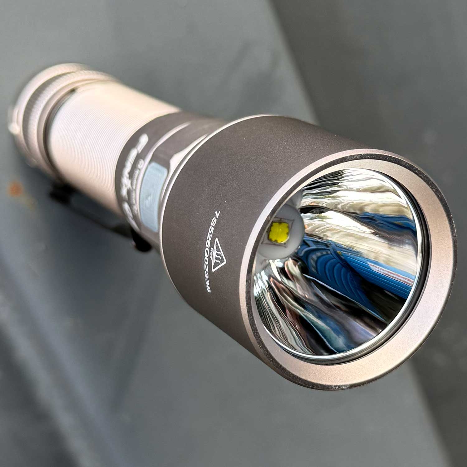 Fenix C7 – LED Taschenlampe mit 3000 lm, USB-C & 21700 Akku (Sonderedition)