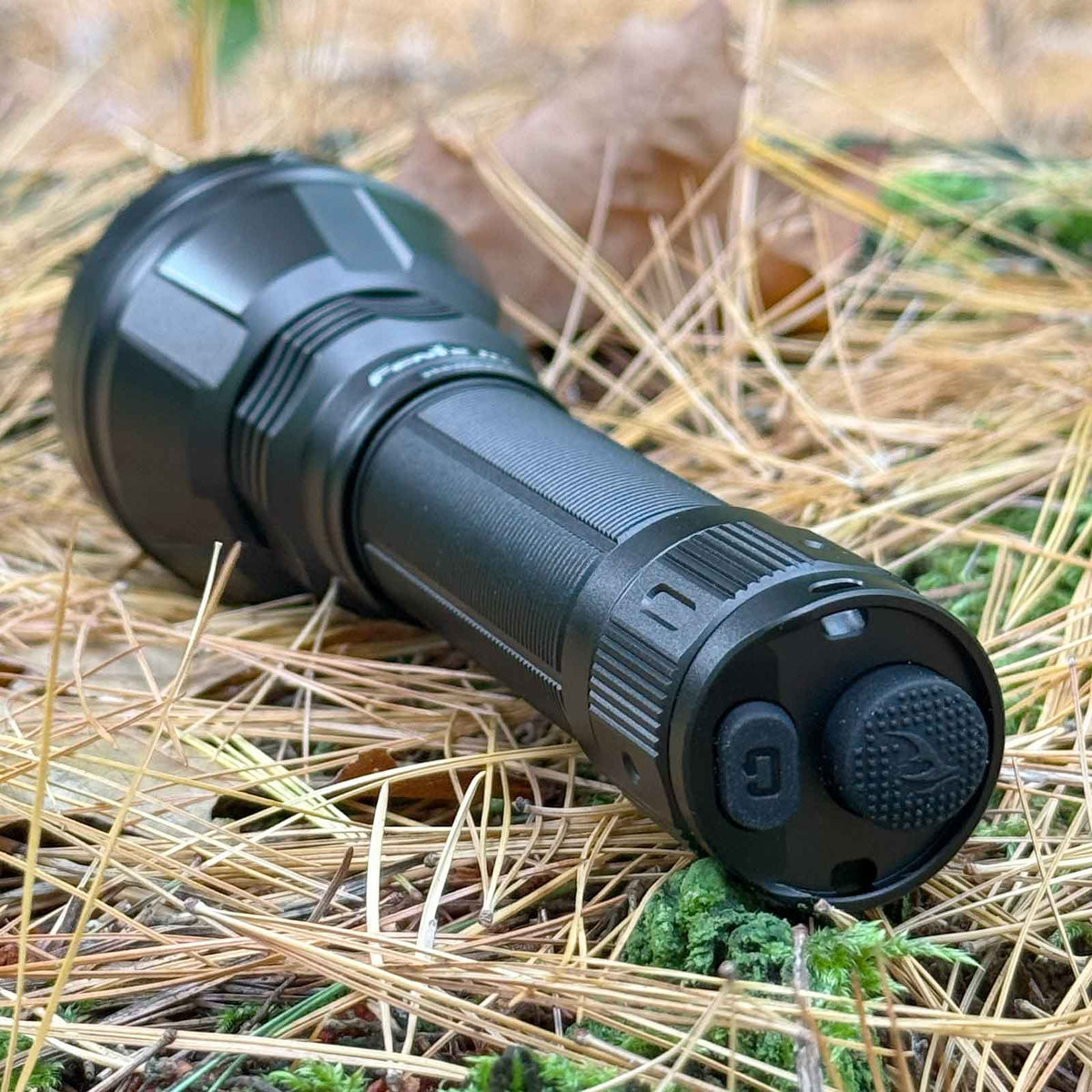 Fenix HT32 – Jagdtaschenlampe mit 2500 lm, Rot- & Grünlicht, USB-C-Akku