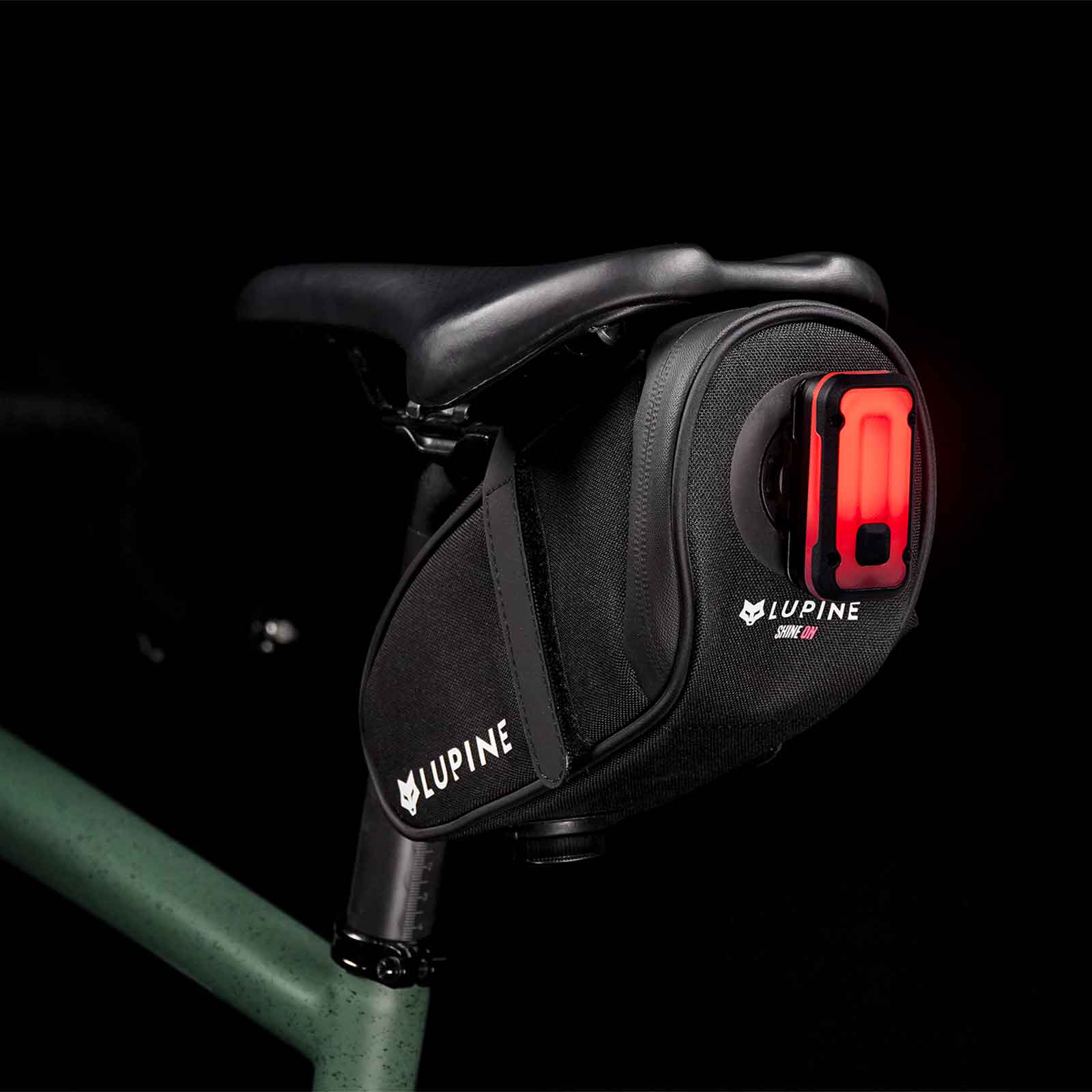 Lupine UFO StVZO – Satteltasche 0,8 l inkl. Rotlicht Pro & Garmin-Aufnahme