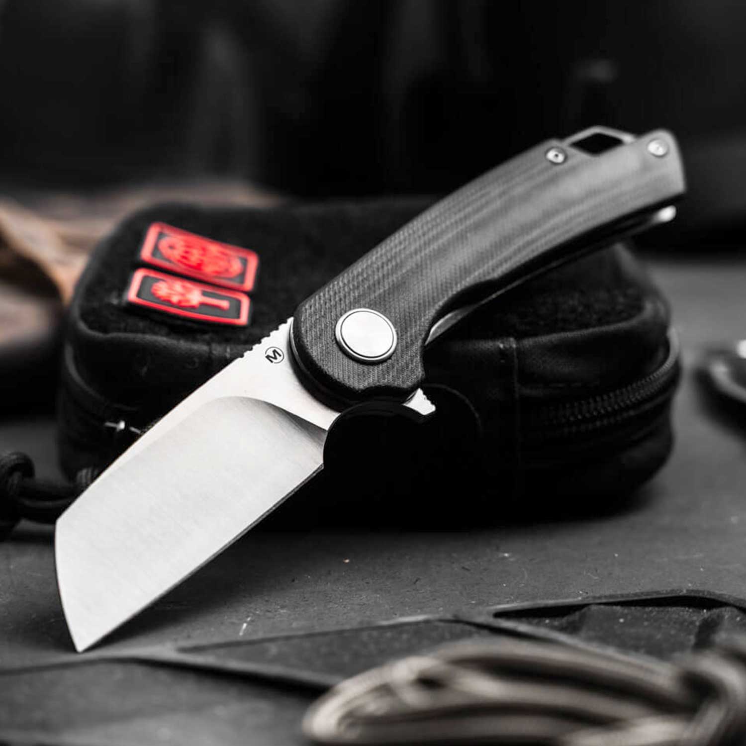 Magnum Cliff Wharn – Taschenmesser mit kugelgelagerter Wharncliffe-Klinge & Clip