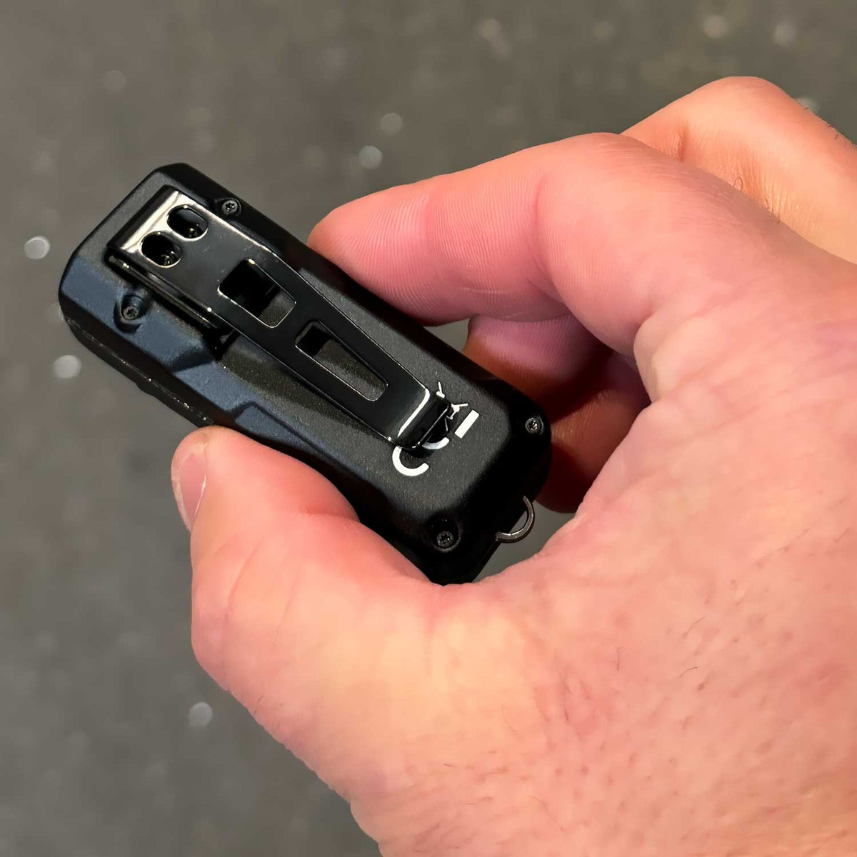 Nitecore TUP2 - Mini-Taschenlampe mit 3 Lichtfarben 1200 Lumen USB-C