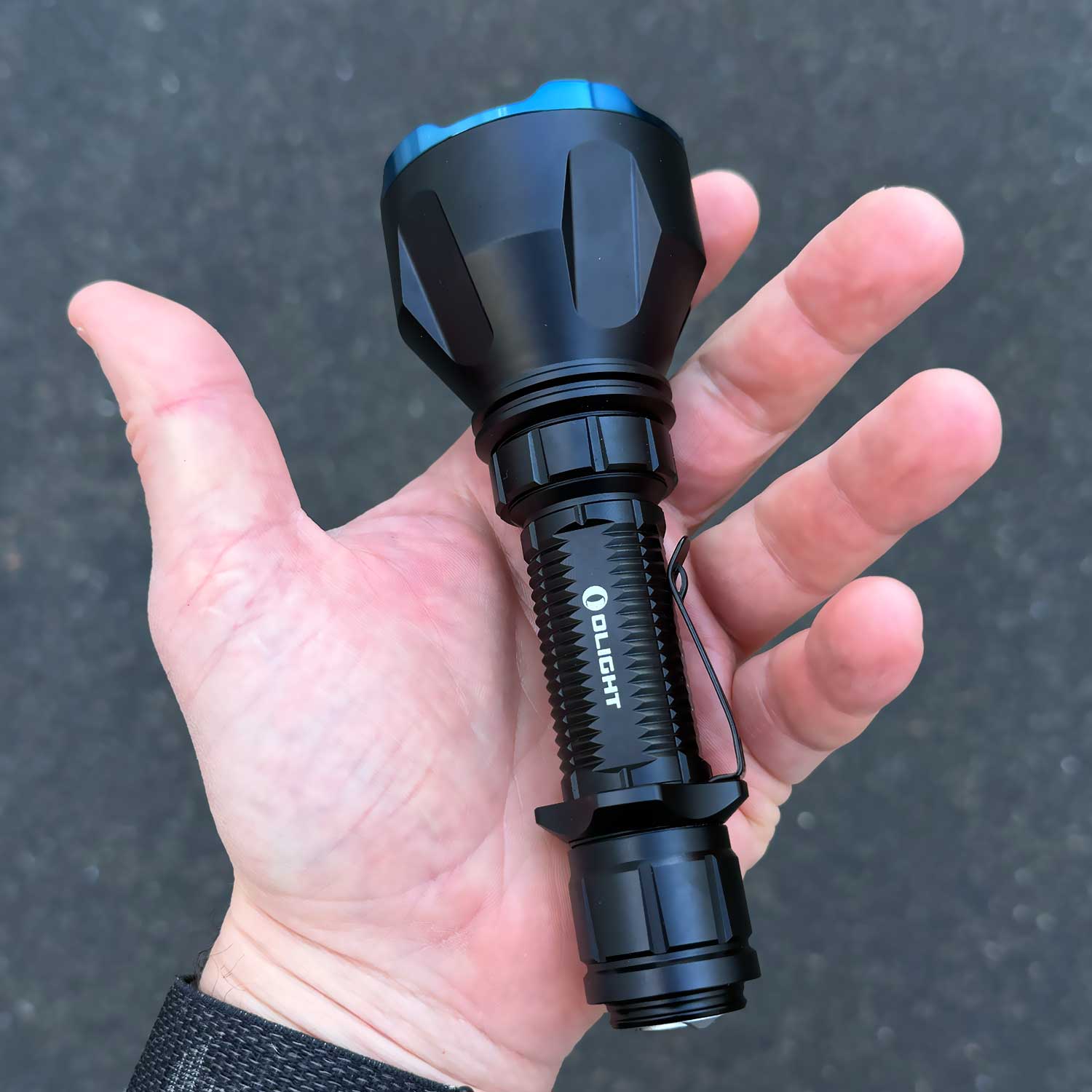 Olight Warrior X Turbo Kit – Jagd-/Suchlampe mit 1100 Lumen (Komplettset) – Detailansicht