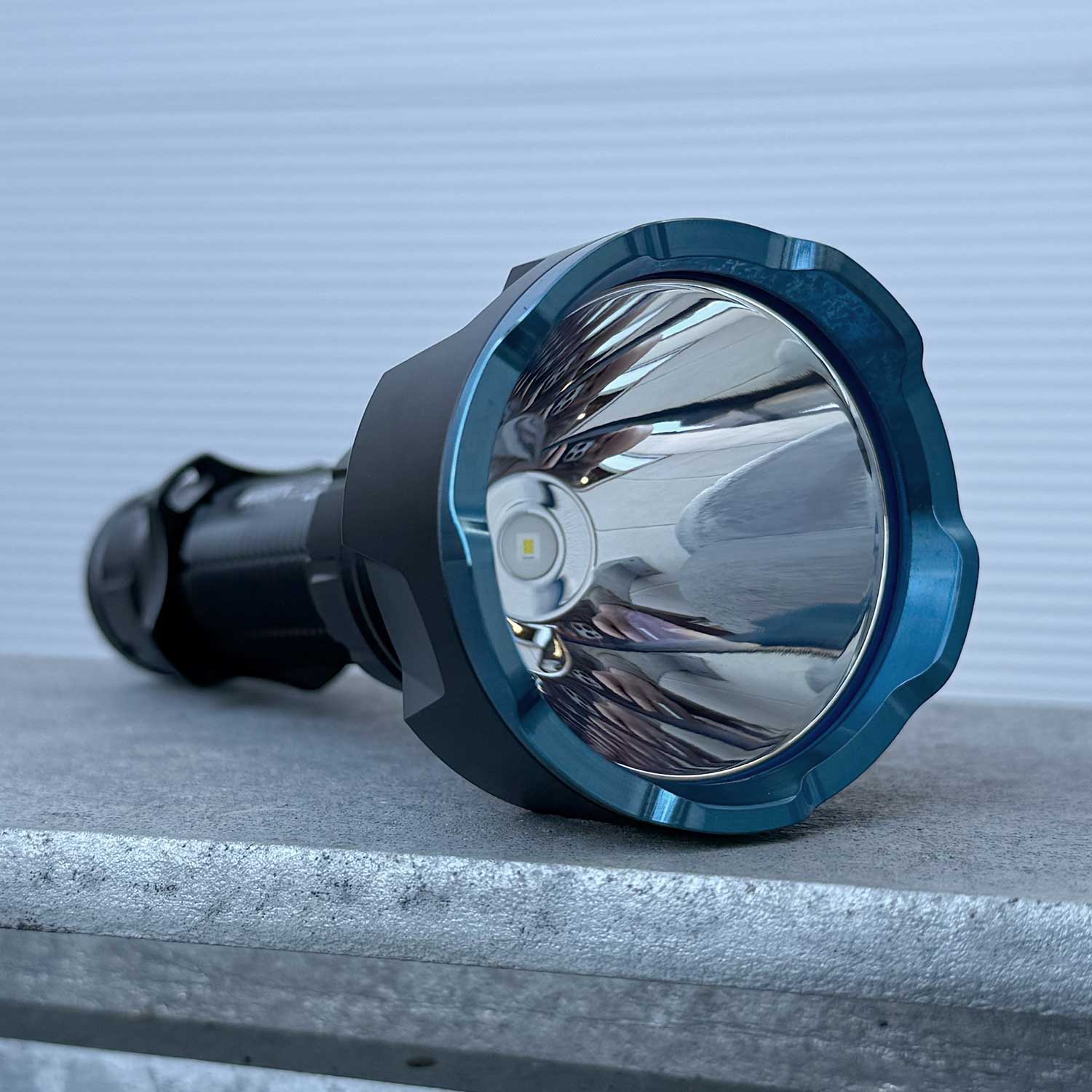 Olight Warrior X Turbo Kit – Jagd-/Suchlampe mit 1100 Lumen (Komplettset)