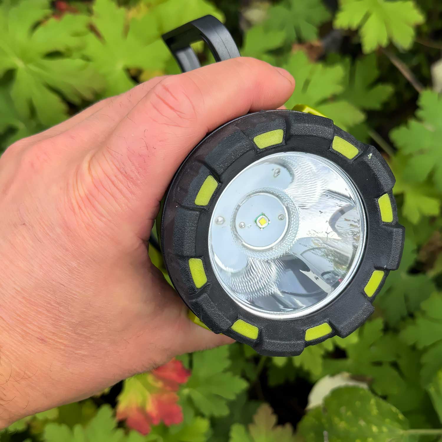Origin Outdoors Spotlight – 3-in-1 LED-Campinglaterne mit 1000 Lumen & Powerbank – Detailansicht