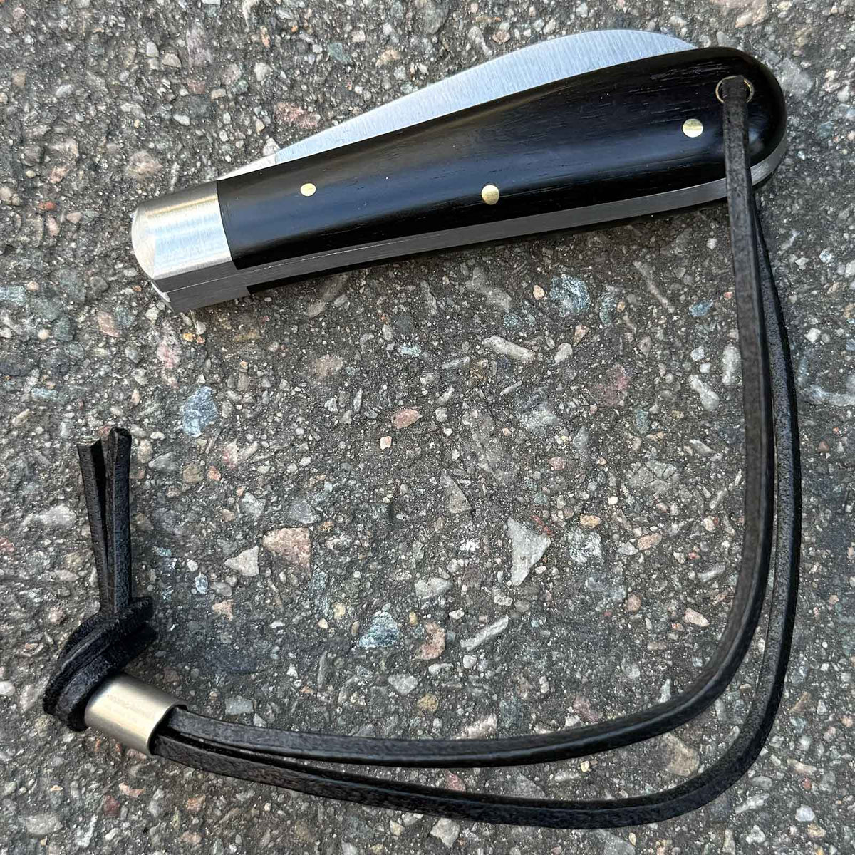Otter Lederband mit Hülse