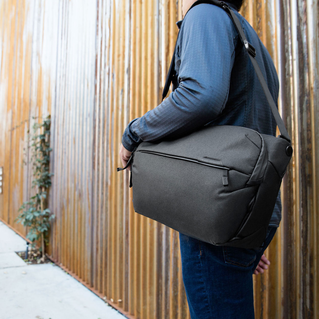 Peak Design Everyday Sling 10L V2 – Schwarz schwarz schultertasche reisefotografie robustes