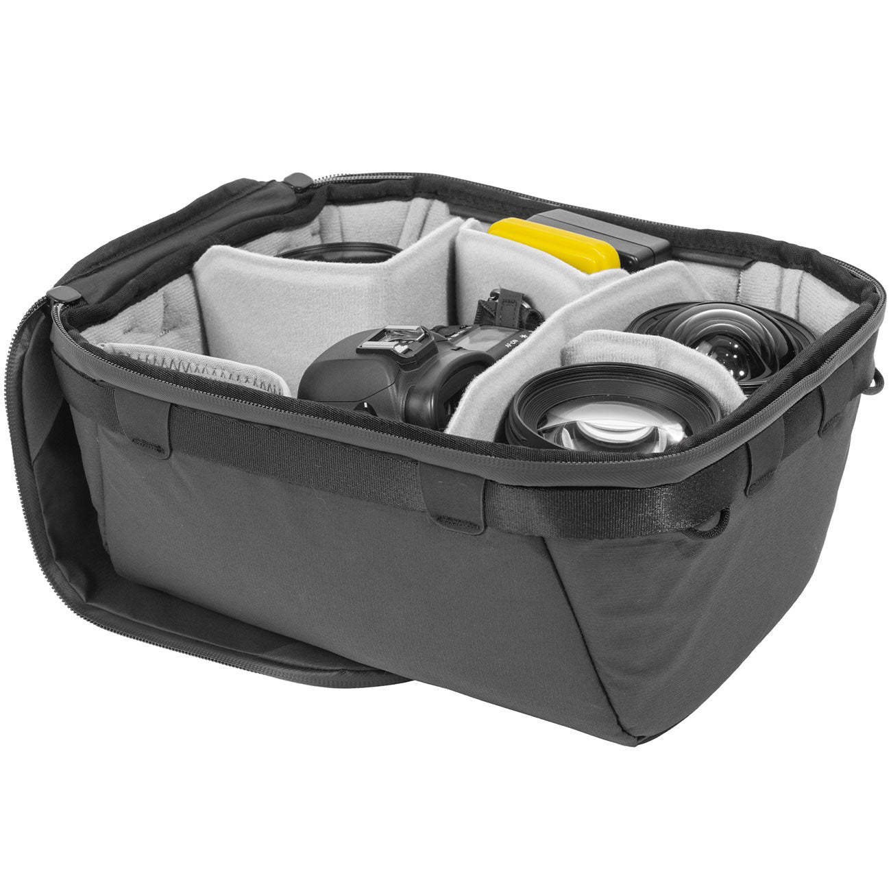Peak Design Camera Cube V2 schwarz in 6 Größen – Detailansicht