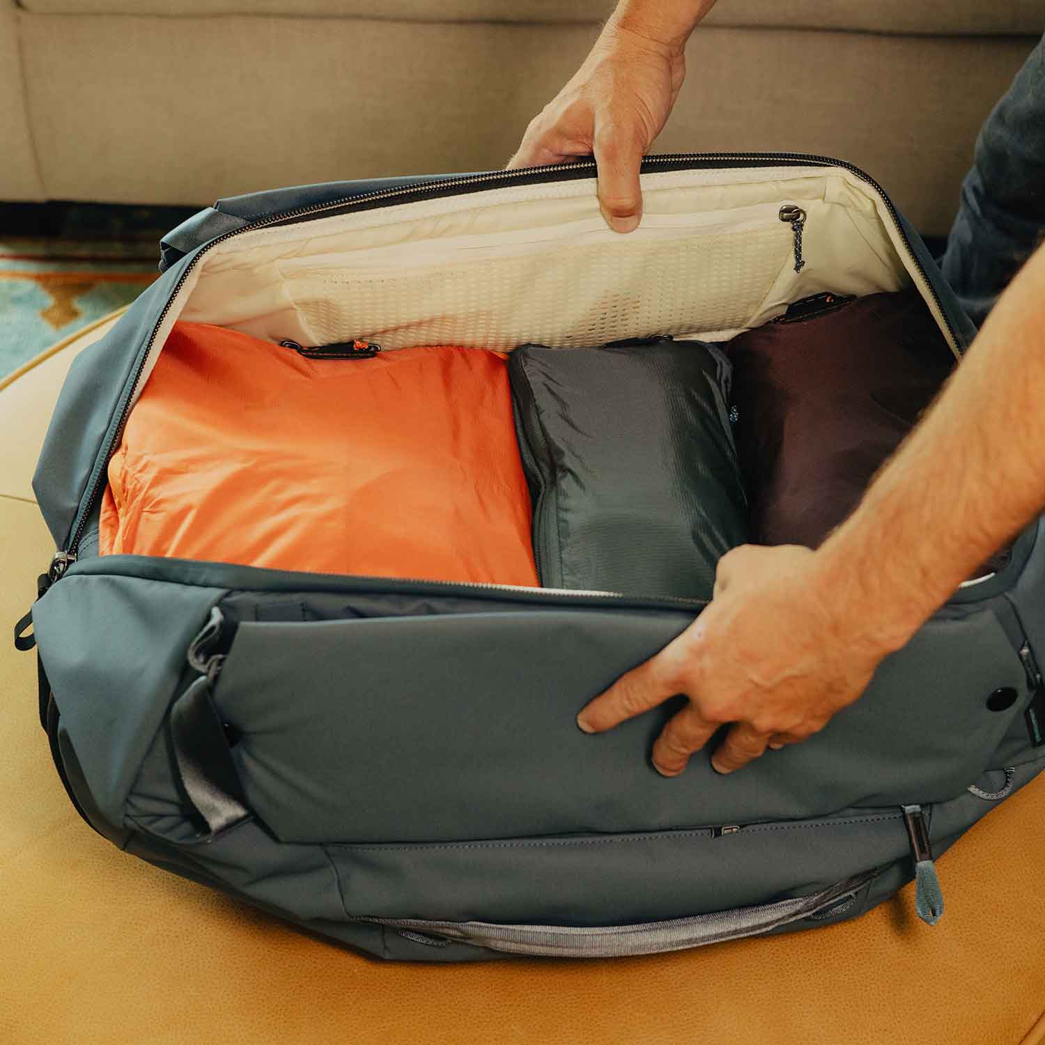 Peak Design Travel Duffelpack 65L – Reisetasche und Rucksack in 3 Farben