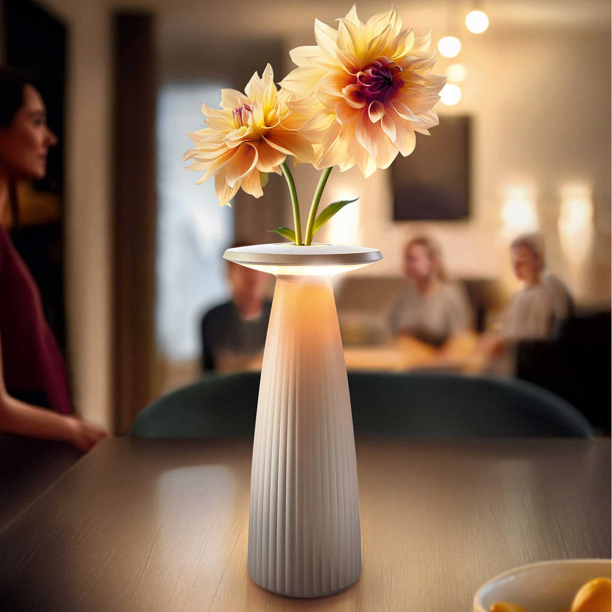 Sigor Nuflair – Akku-Tischleuchte mit integrierter Vase & warmweißem Licht