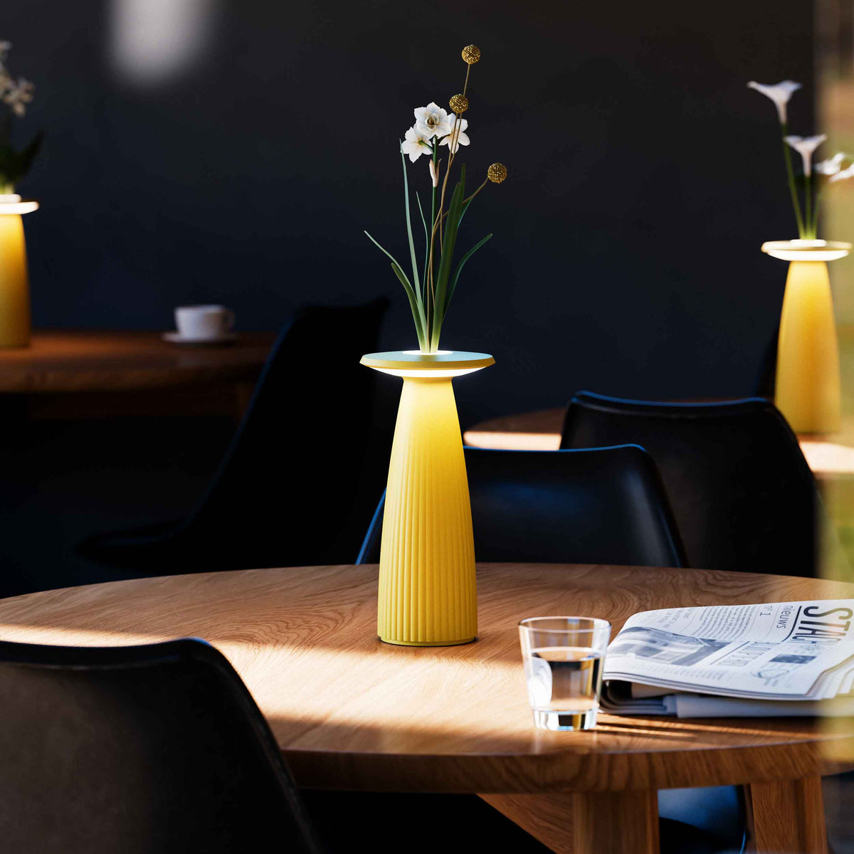 Sigor Nuflair – Akku-Tischleuchte mit integrierter Vase & warmweißem Licht