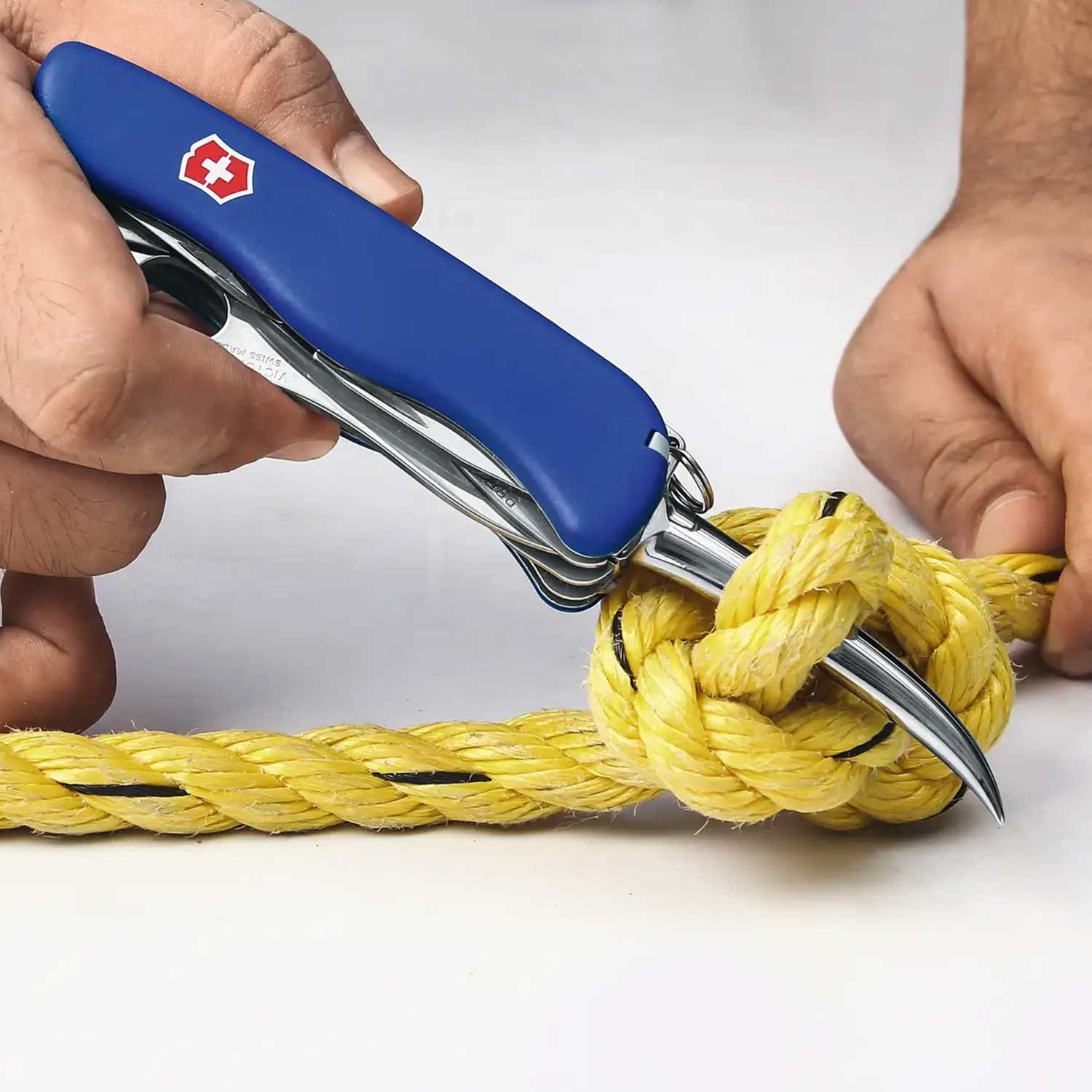 Victorinox Skipper Pro – Segelmesser mit Marlspieker 12 Funktionen – Produktansicht des Messers – Detailansicht 2