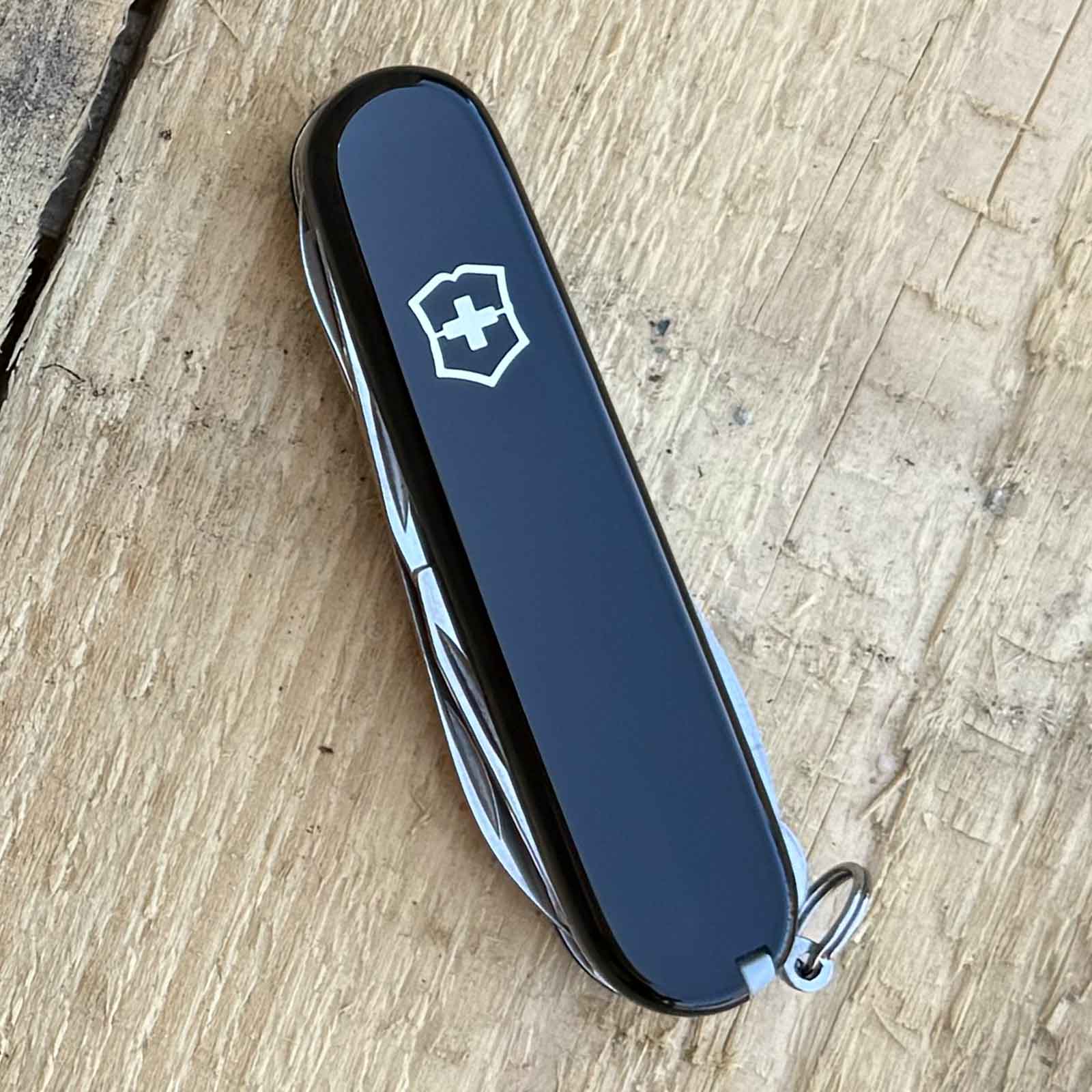 Victorinox Climber schwarz – Schweizer Messer mit 14 Funktionen