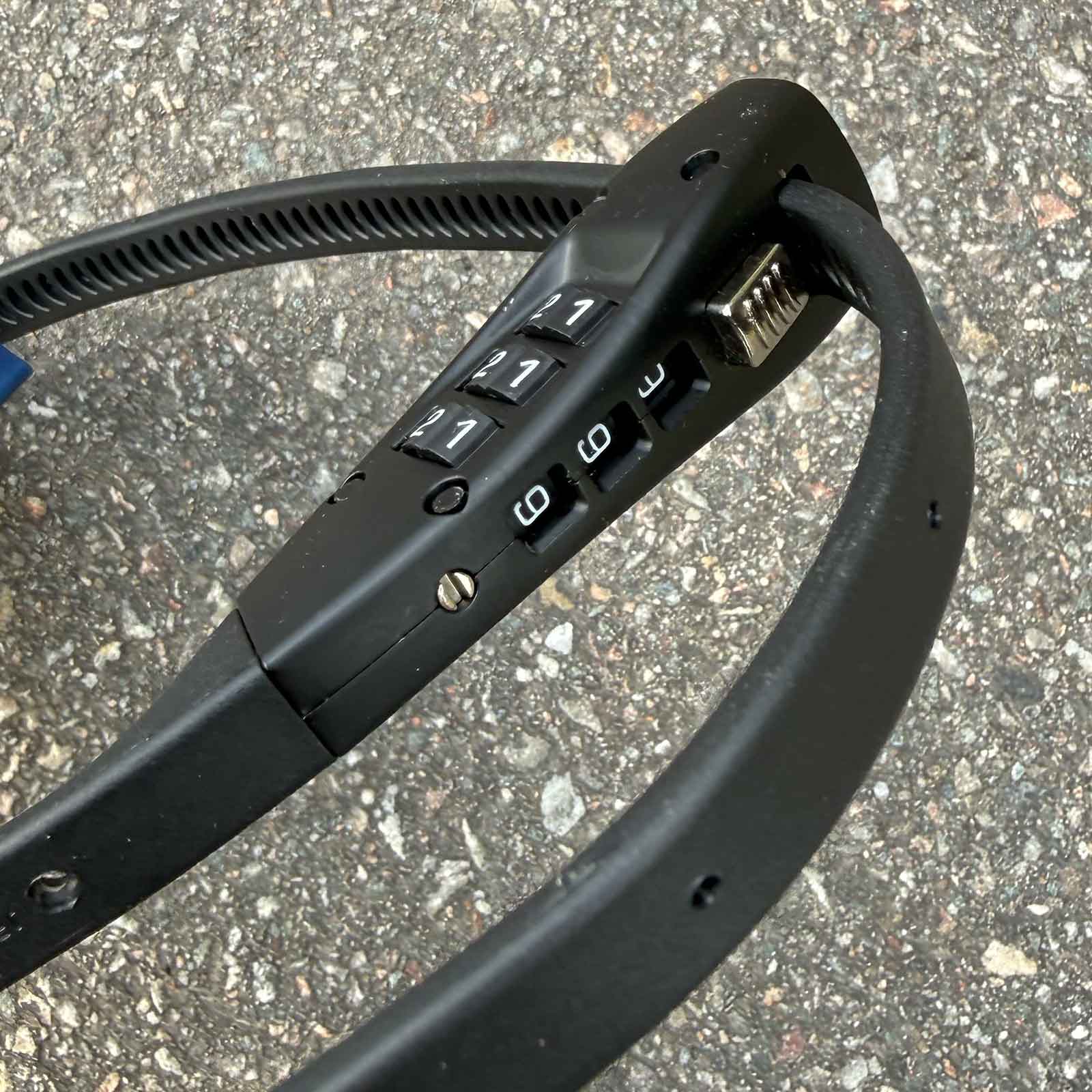 ABUS Combiflex TravelGuard 70 – Kabelbinderschloss mit Zahlencode (76 cm)
