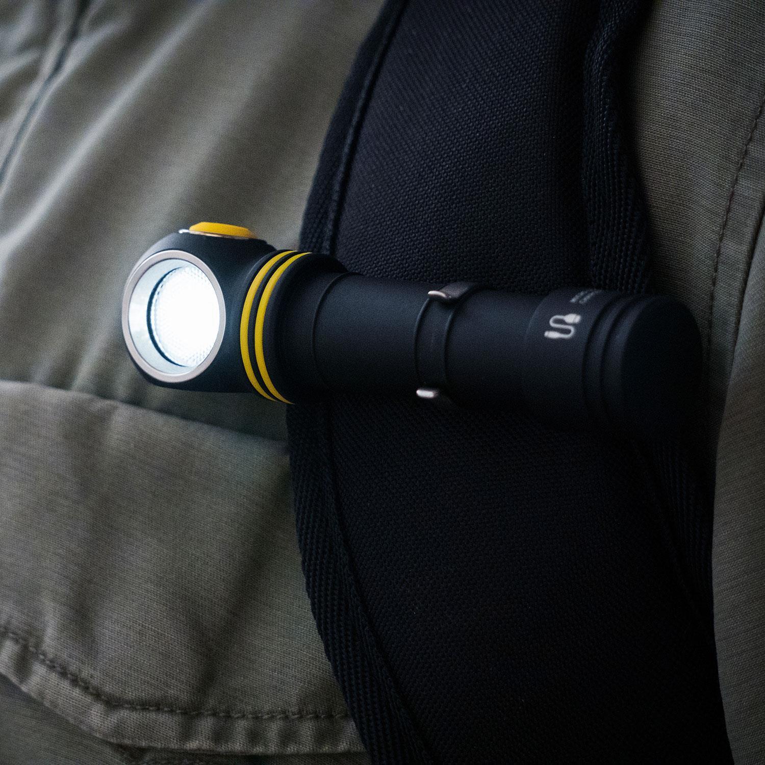 Armytek Elf C2 18650 – LED Stirnlampe mit USB-C Ladefunktion in 2 Lichtfarben – Detailansicht