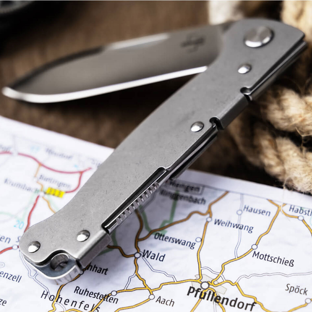 Böker Plus Atlas – Robuste Taschenmesser in vielen Varianten – Detailansicht
