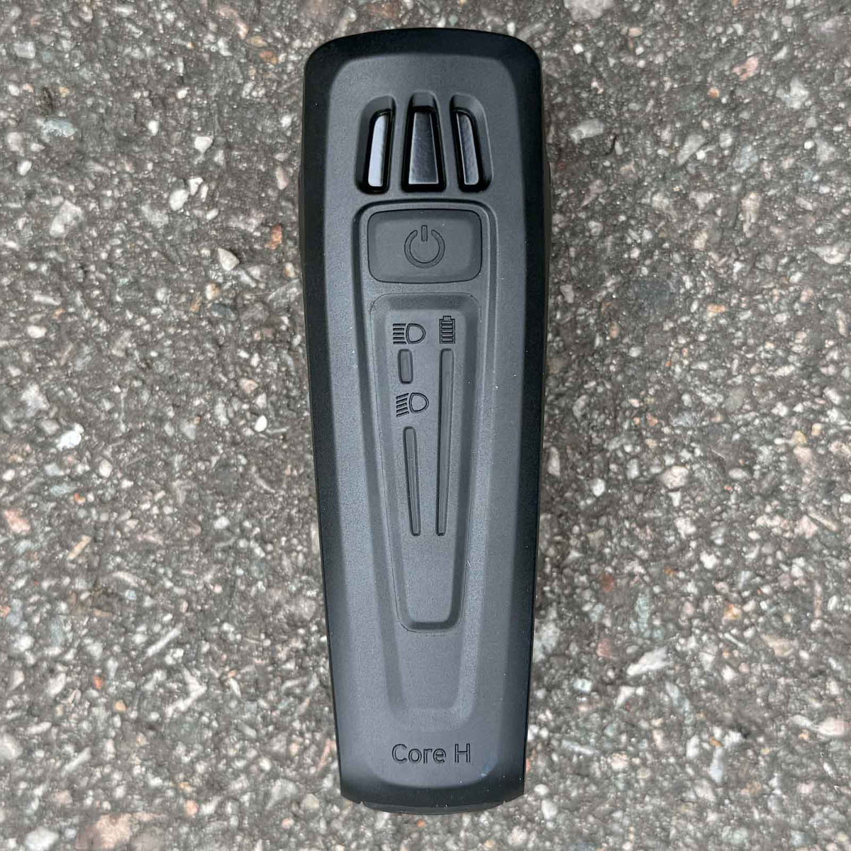 Busch+Müller IXON Core 2 Highbeam – Fahrradscheinwerfer mit 100 Lux Fernlicht