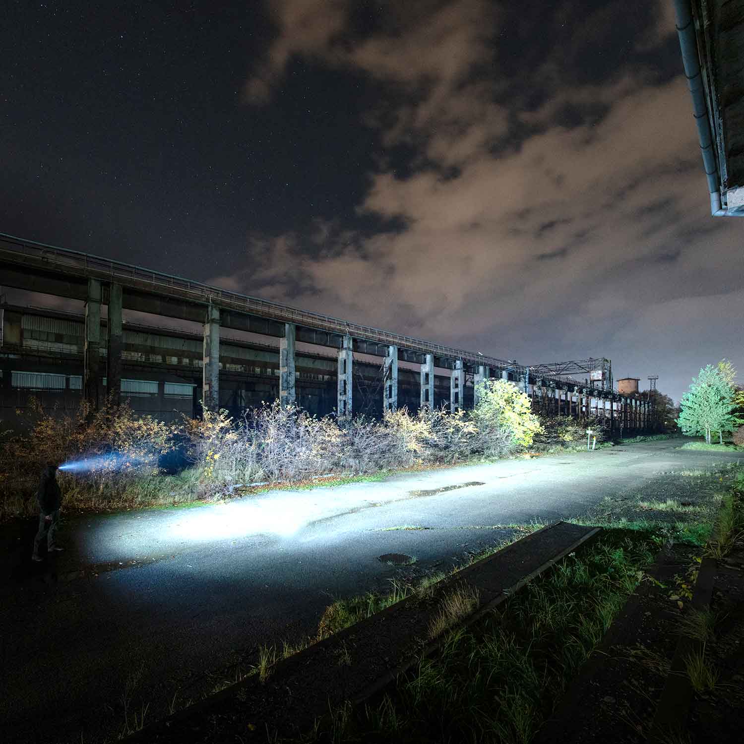 Fenix HM61R V3.0 –  Wiederaufladbare Stirnlampe mit 1800 Lumen (2 Varianten) – Detailansicht