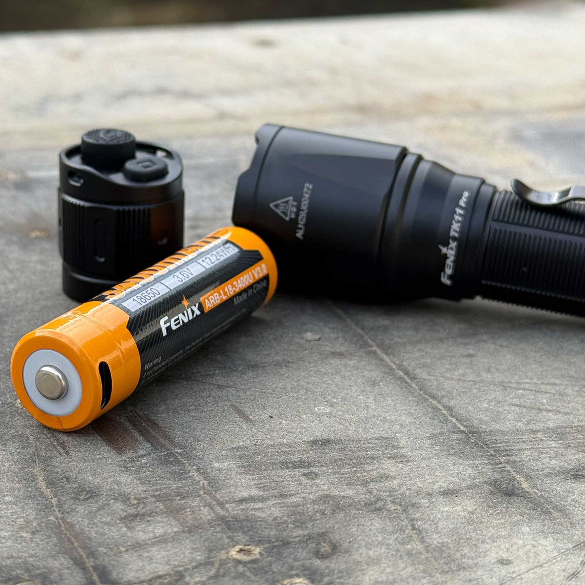 Fenix TK11 Pro – Polizei Taschenlampe mit 1650 lm, USB-C-Akku & IP68