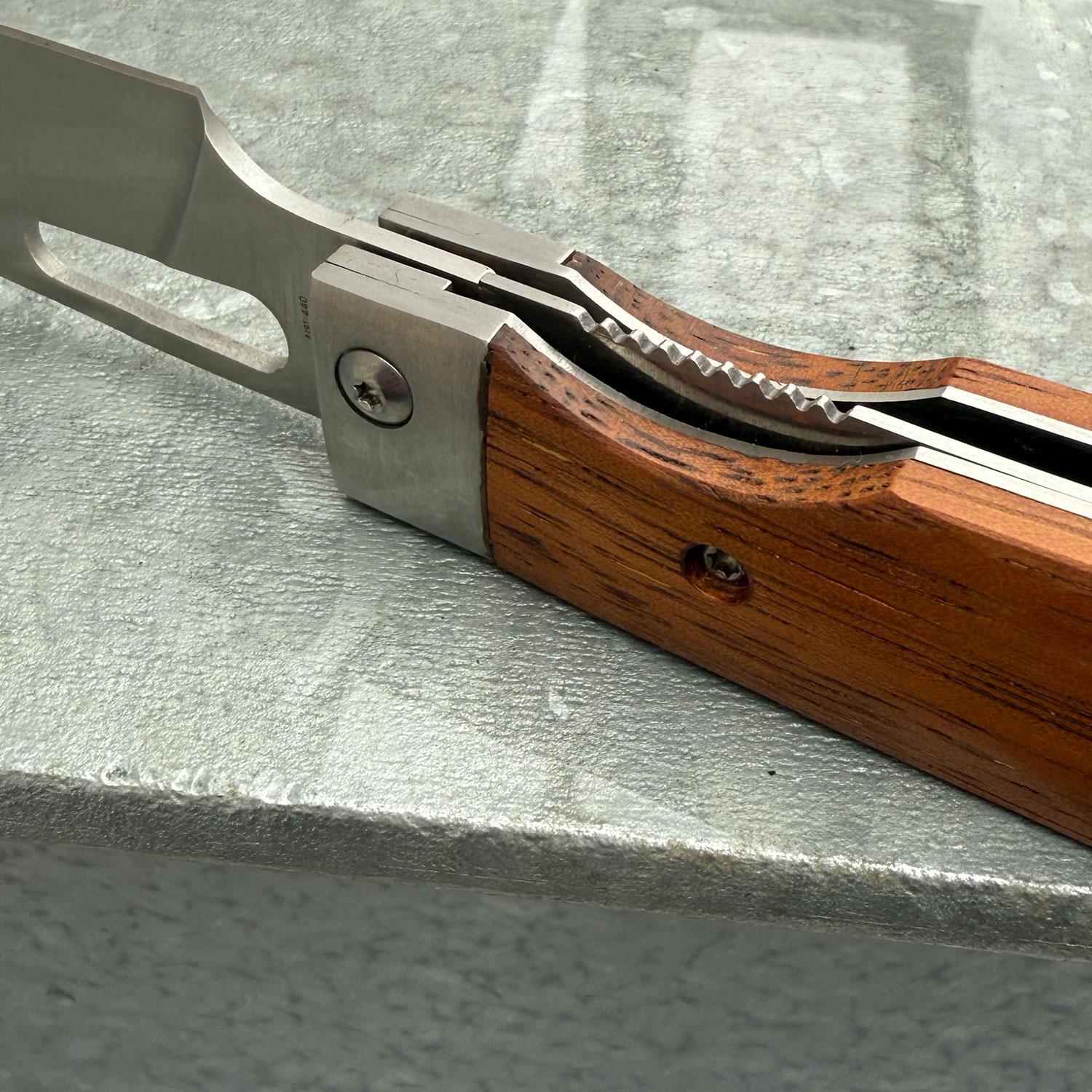 Herbertz CJH Camping-Kochmesser – Taschenmesser mit Tagayasanholz-Griffschalen – Detailansicht