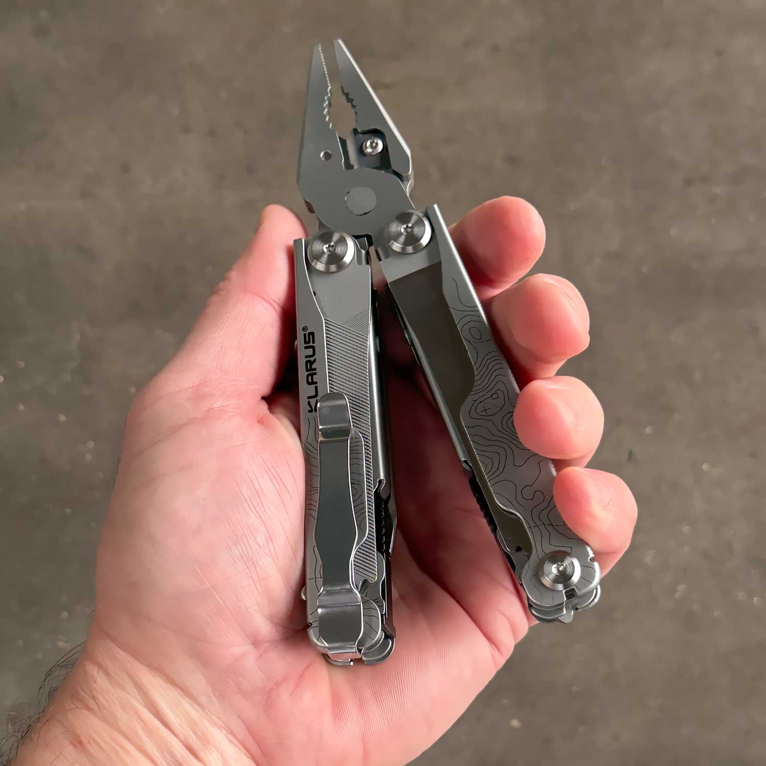 Klarus Horizon MT07 – Robustes 20-in-1 Multitool mit abnehmbarem Clip & Holster – Detailansicht