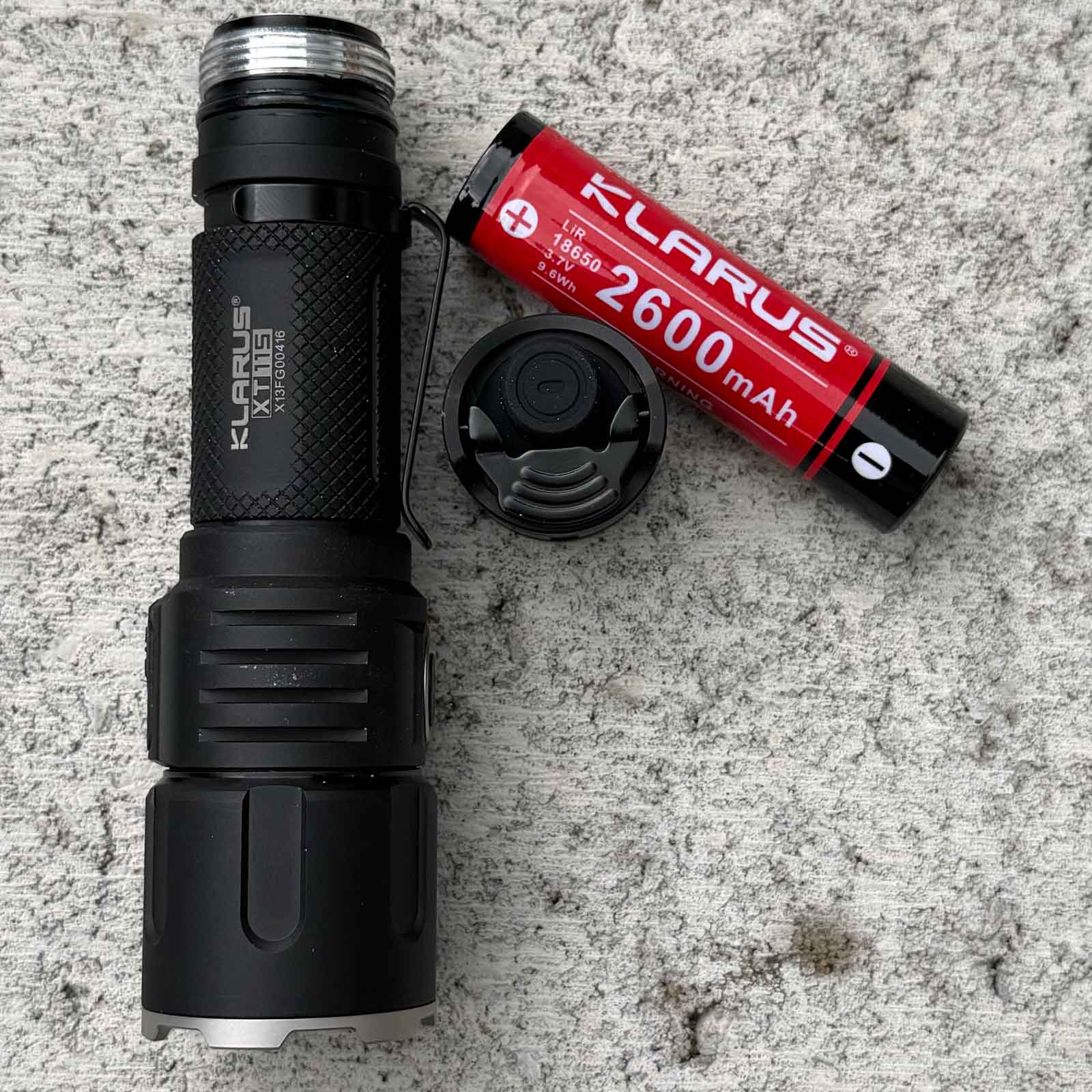 Klarus XT11S LED Taschenlampe 1100 Lumen 18650 Akku USB-C – mit Tasche