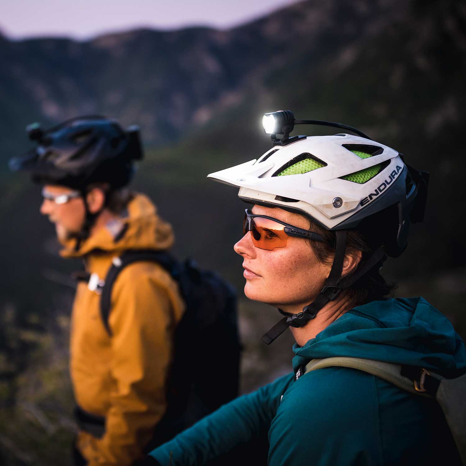 Lupine Blika Helmlampe mit 3.5 Ah Akku, Bluetooth & 2400 Lumen (2026) – Detailansicht