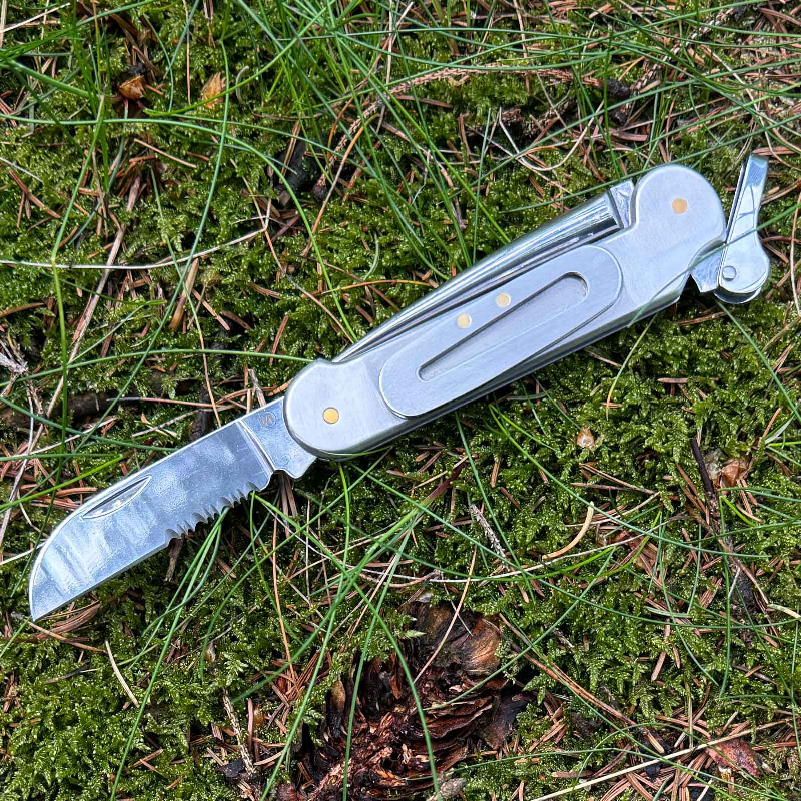 Magnum Catamaran Taschenmesser mit Marlspieker - ausgeklappte Klinge