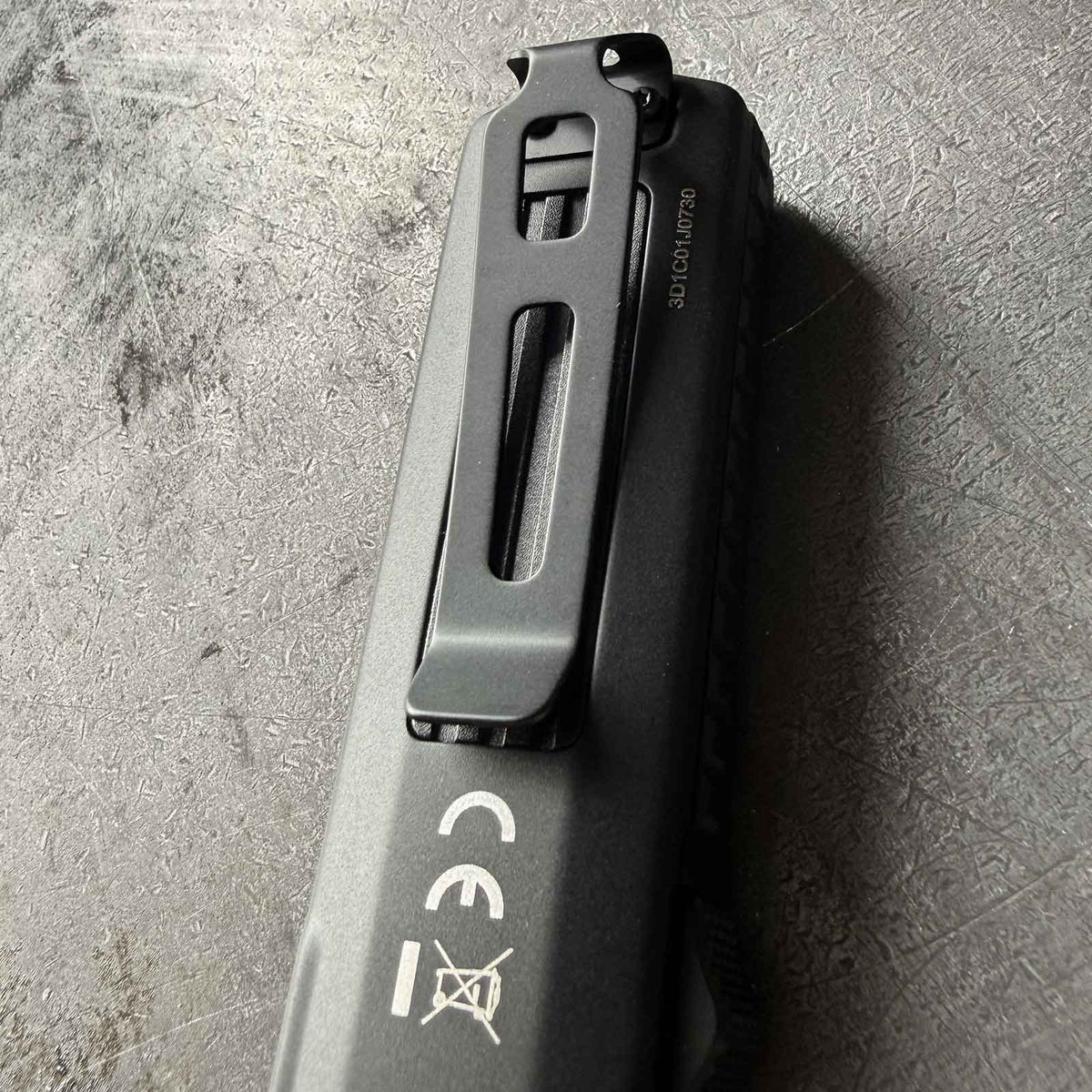 Nitecore EDC15 Taschenlampe 1200 Lumen +UV