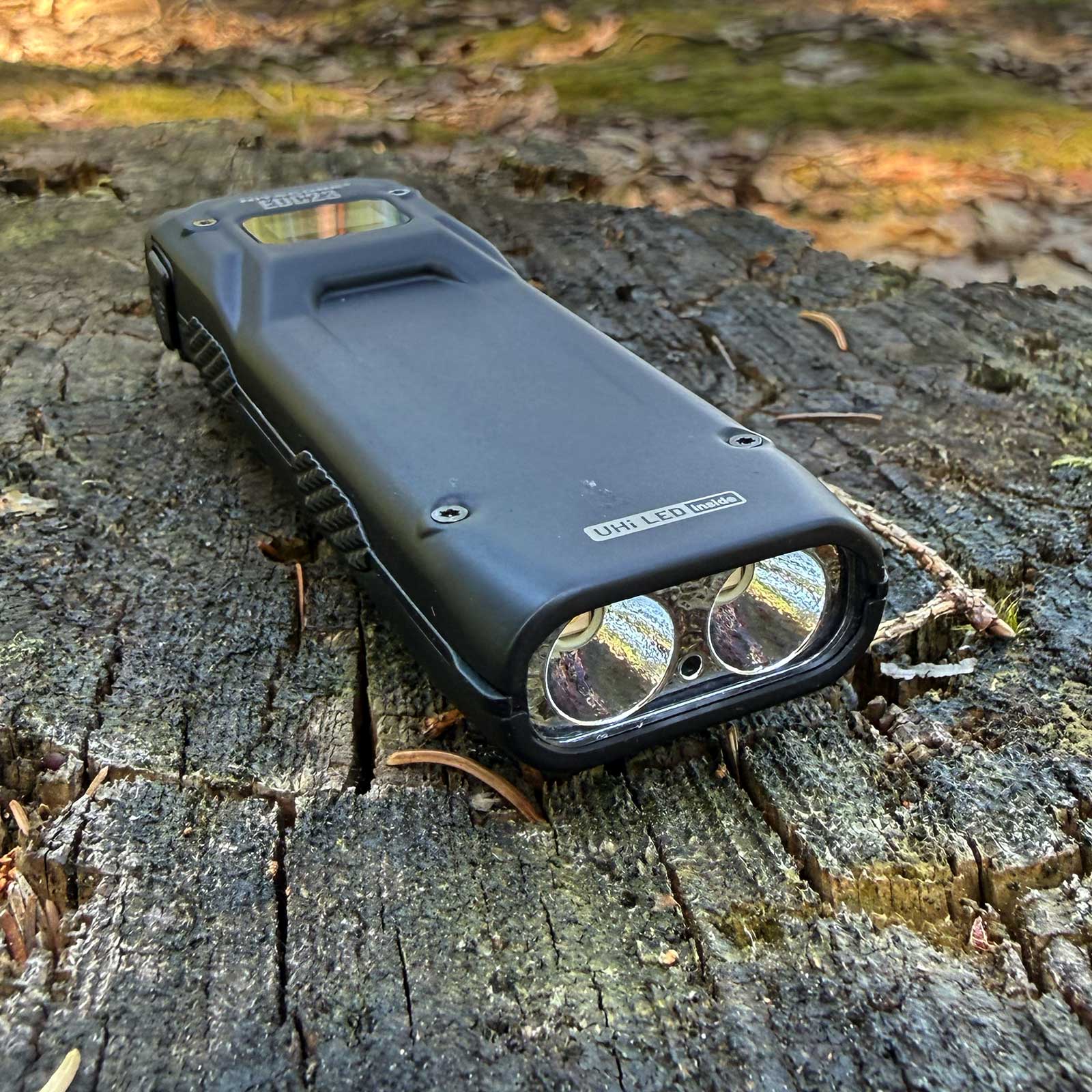 Nitecore EDC23 – flache EDC-Taschenlampe mit 2500 Lumen, OLED-Display, USB-C