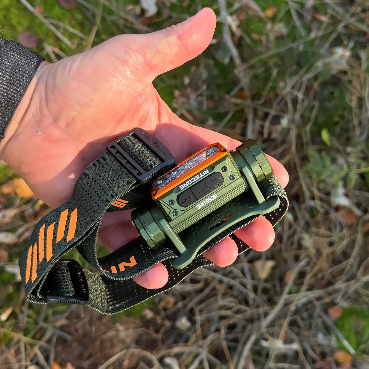 Nitecore HC65 UHE Hunting Edition – Jagd-Stirnlampe mit 2000 lm, Rotlicht & USB-C
