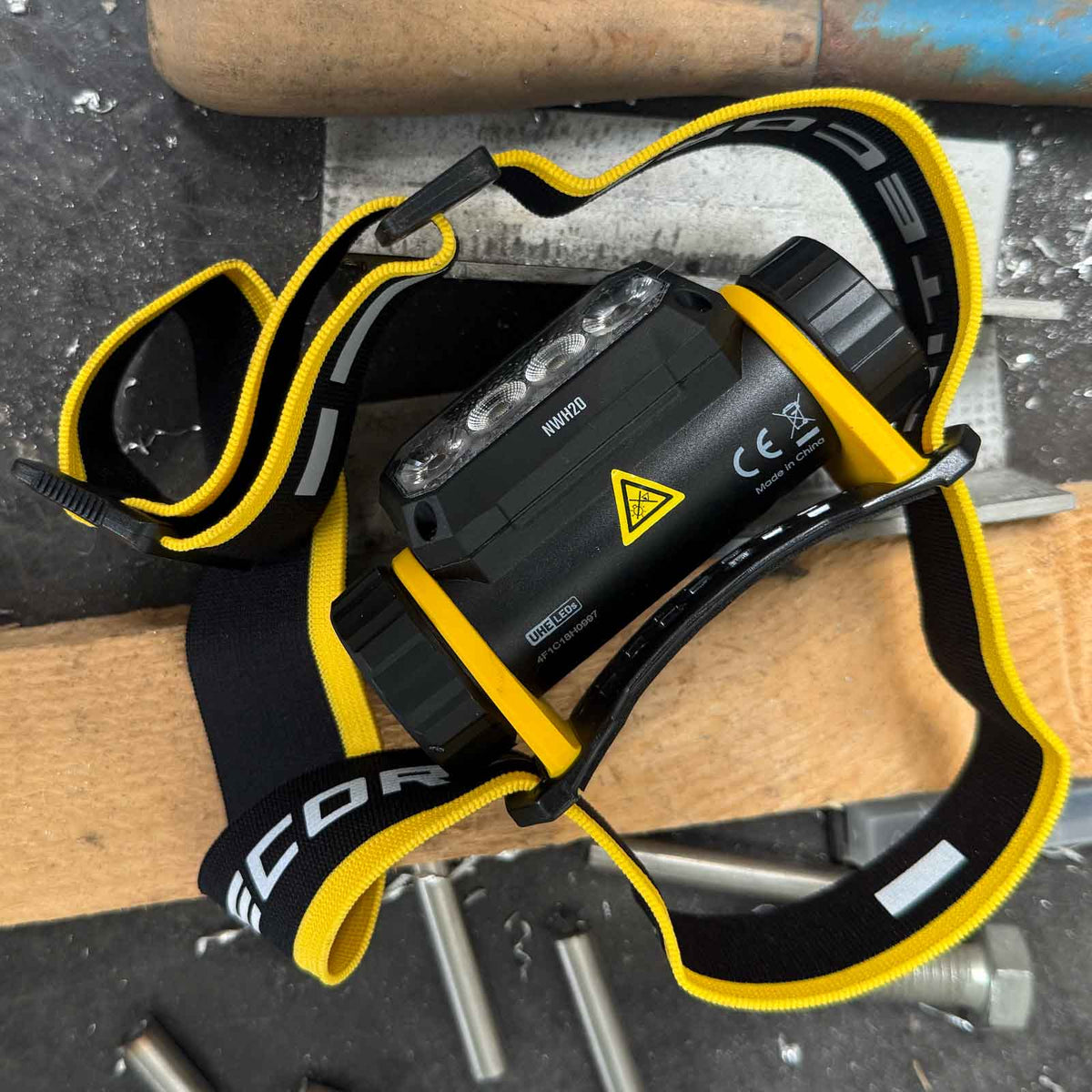 Nitecore NWH20 Worklight - fokussierbare Arbeits-Stirnlampe