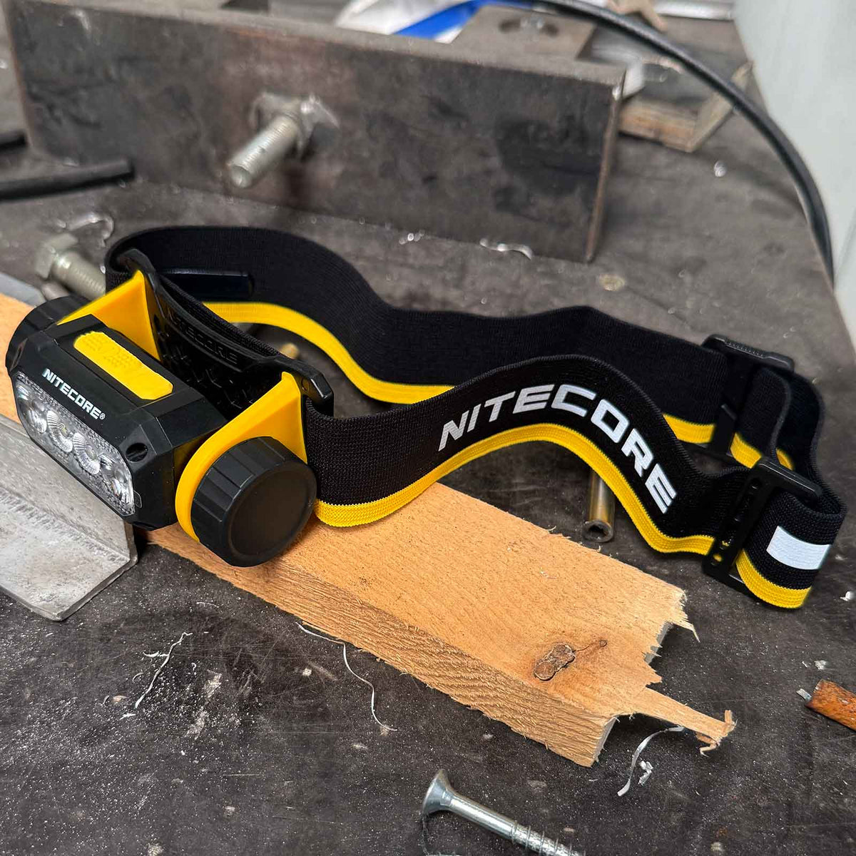 Nitecore NWH20 Worklight - fokussierbare Arbeits-Stirnlampe