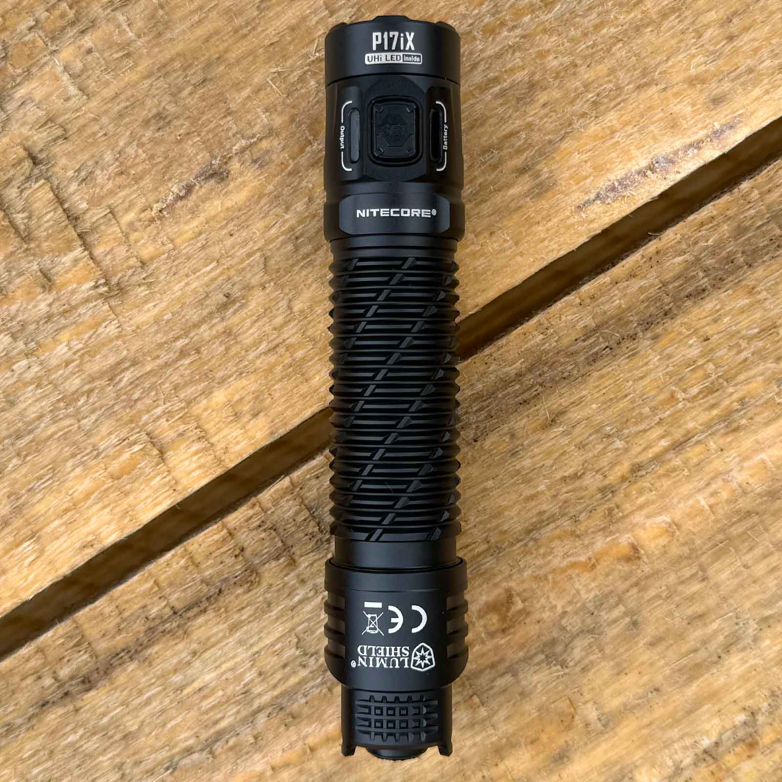 Nitecore P17iX – Taktische Taschenlampe mit 5000 lm, 5500 mAh Akku, USB-C