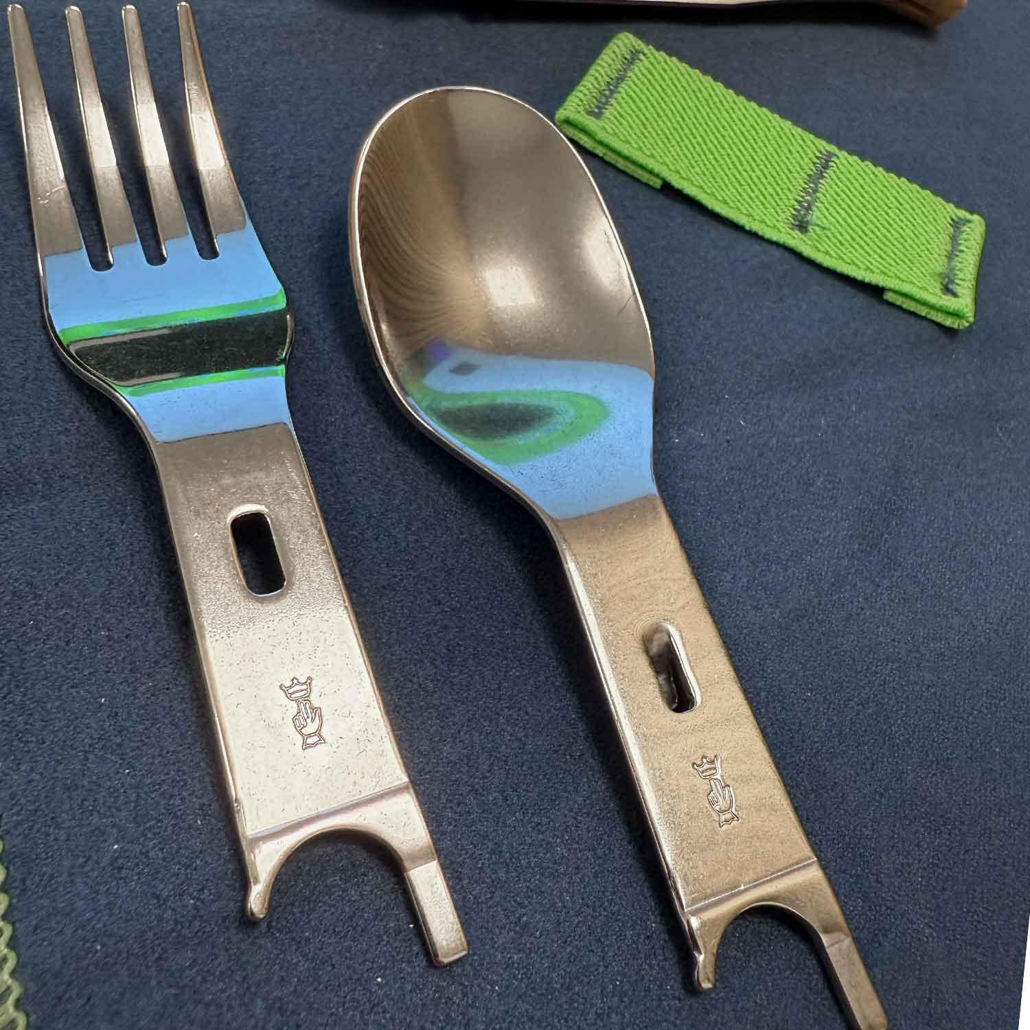 Opinel Picnic Plus – 4-teiliges Picknick- und Campingbesteck Set mit Etui – Detailansicht
