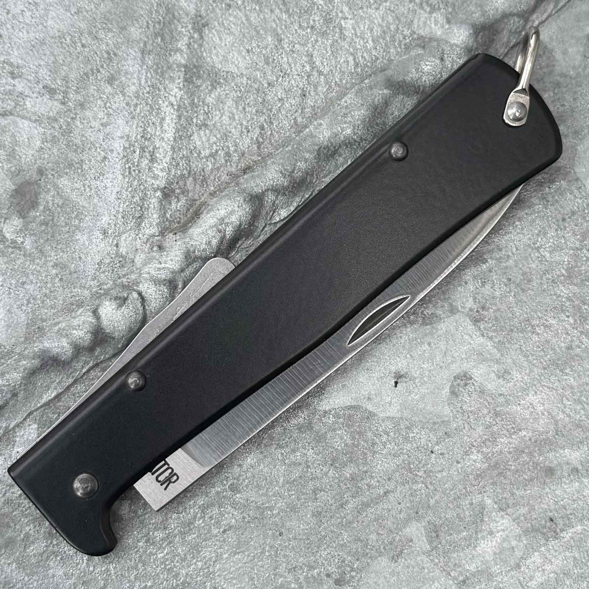 Otter Mercator – Taschenmesser mit 90 mm C75-Klinge & Backlock (10-426 rg) – Detailansicht