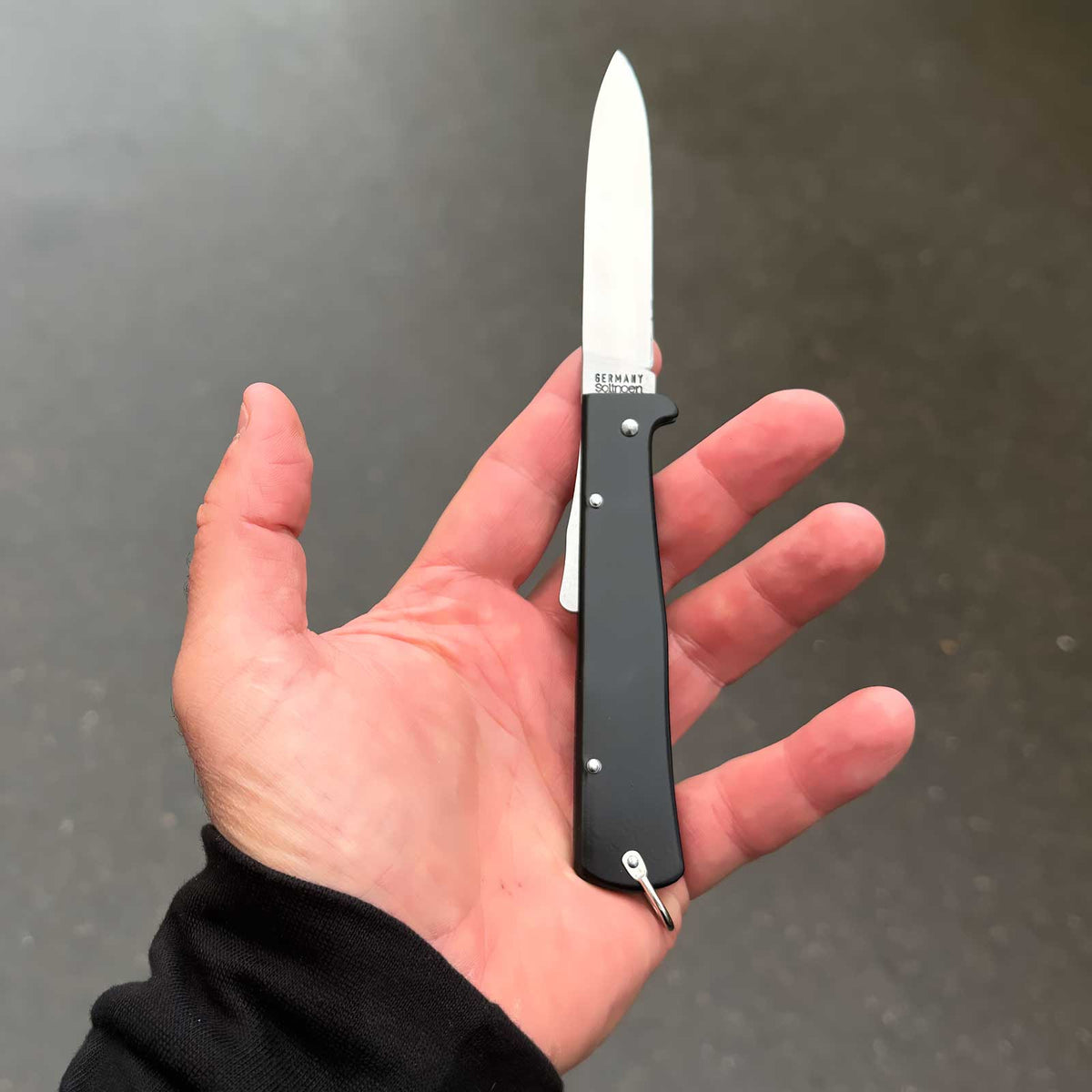 Otter Mercator – Taschenmesser mit 90 mm C75-Klinge & Backlock (10-426 rg) – Detailansicht