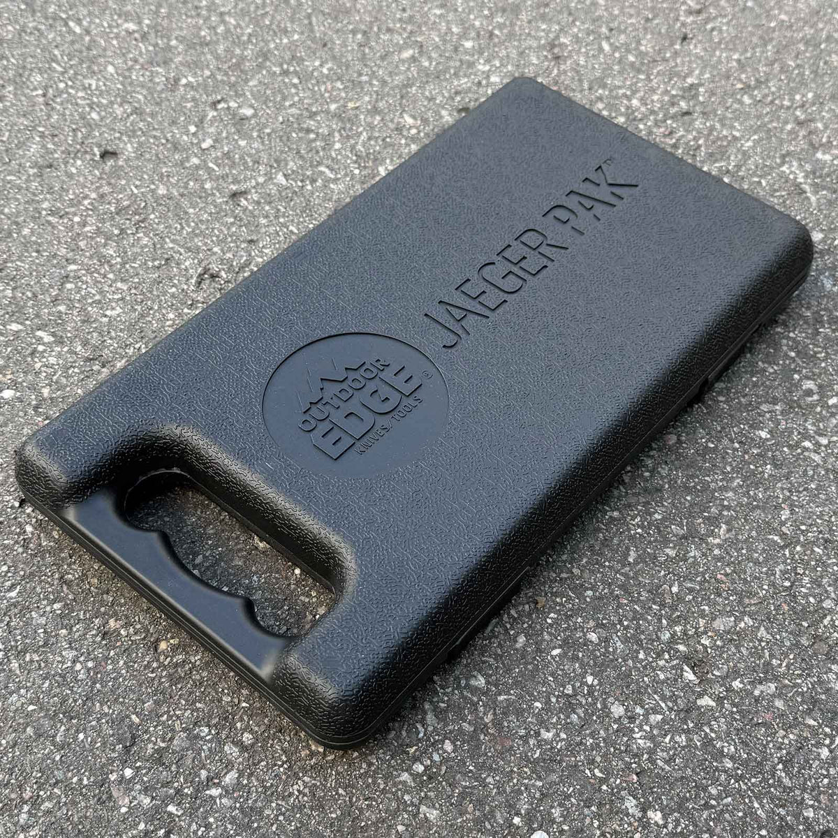 Outdoor Edge Jaeger Pak – 8-teiliges Jagd-Zerwirkset mit Knochensäge & Koffer