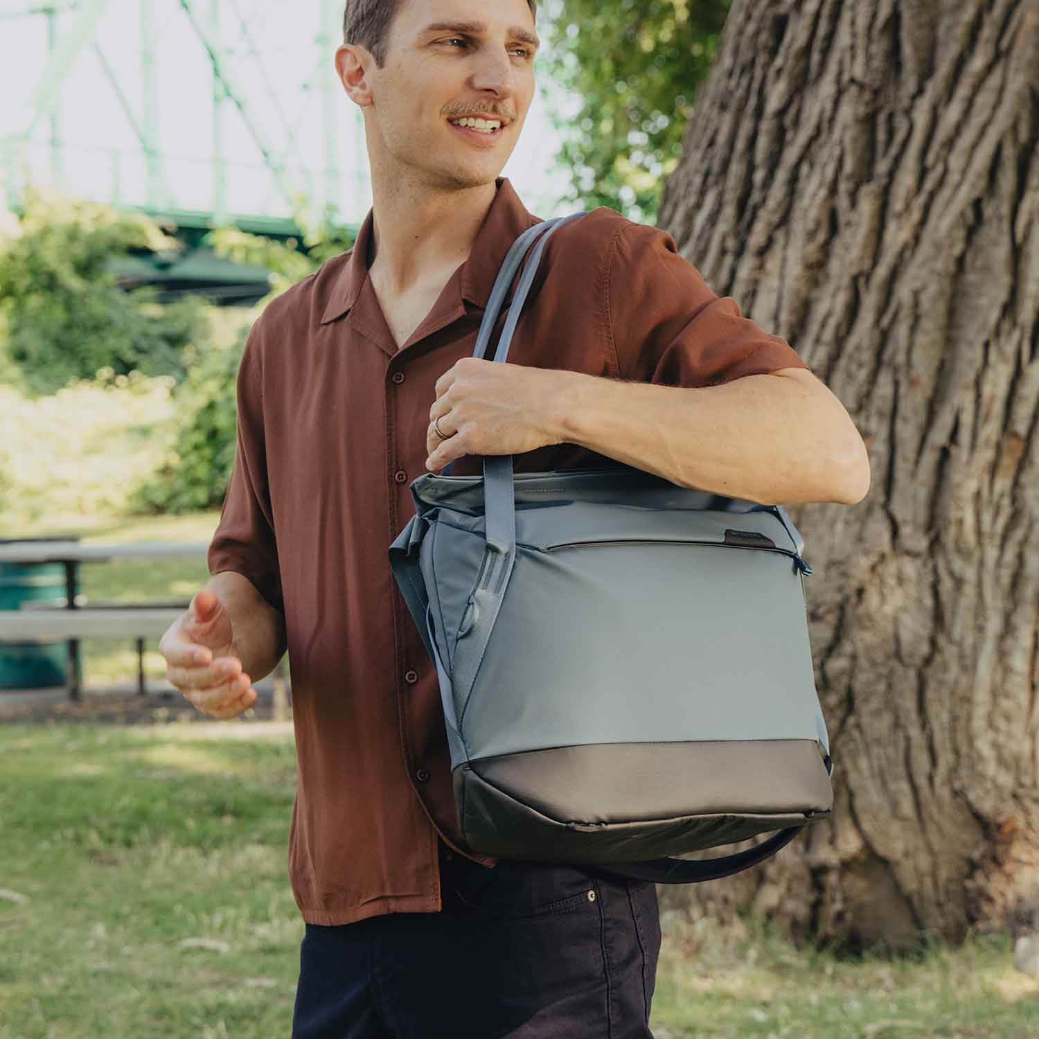 Peak Design Everyday Tote 15L – Stylische Kameratasche in trendigen Farben – Detailansicht