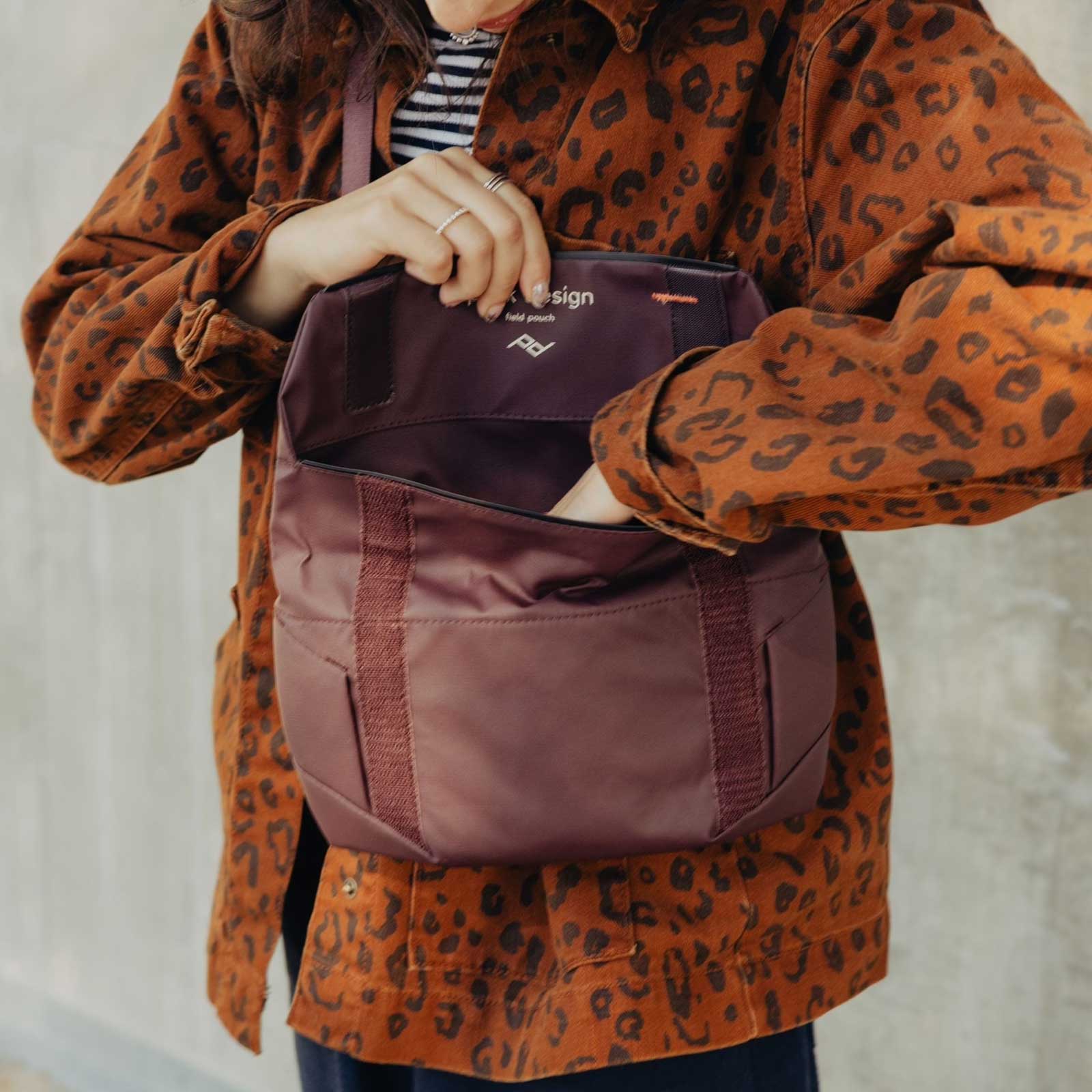 Peak Design Field Pouch – Zubehörtasche mit Tragegurt 1,5–3L