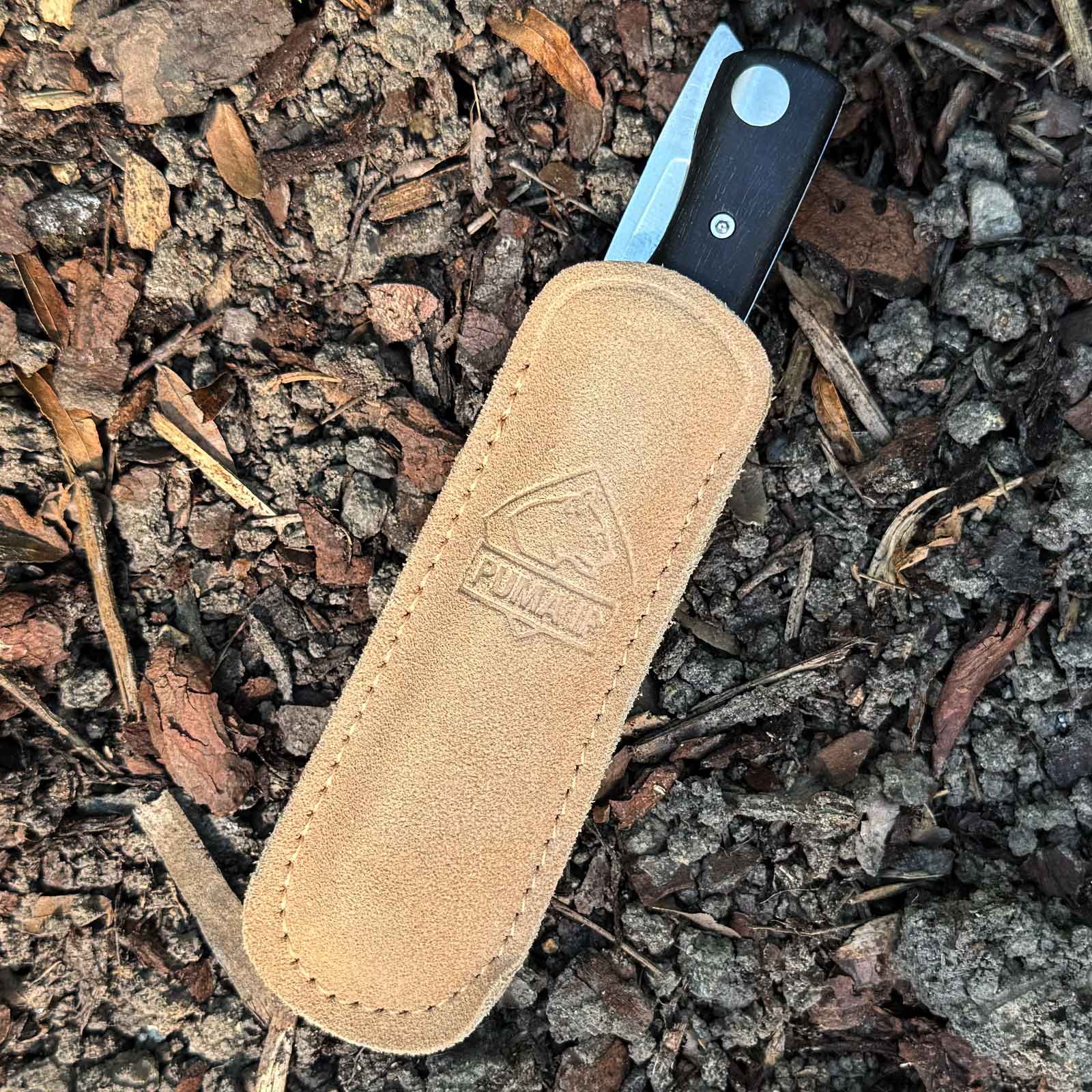 PUMA IP Linea Taschenmesser - Ansicht Wildleder Etui