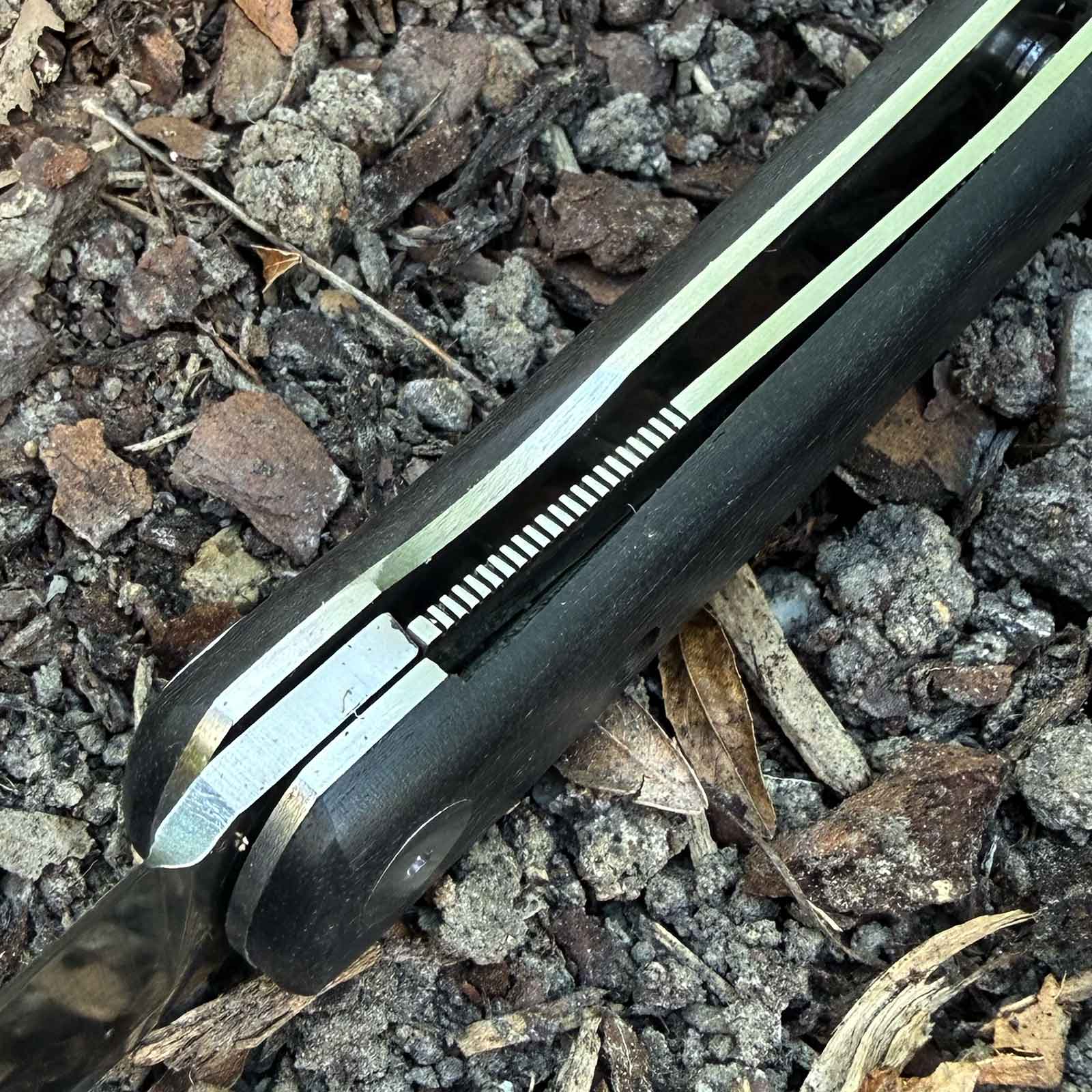PUMA IP Linea Taschenmesser - Ansicht der Verriegelung