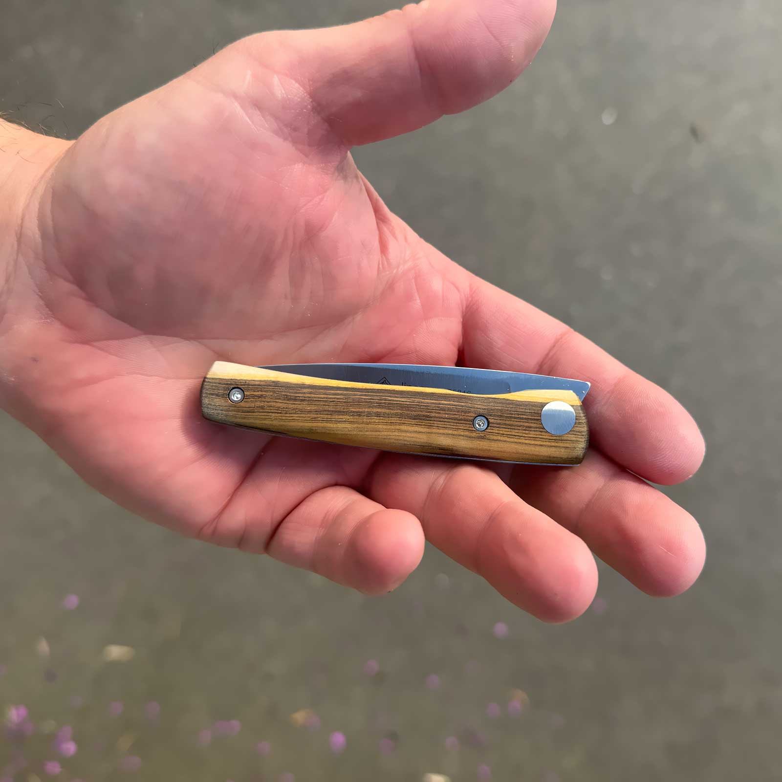 PUMA IP Linea Taschenmesser - Abmessung in der Hand