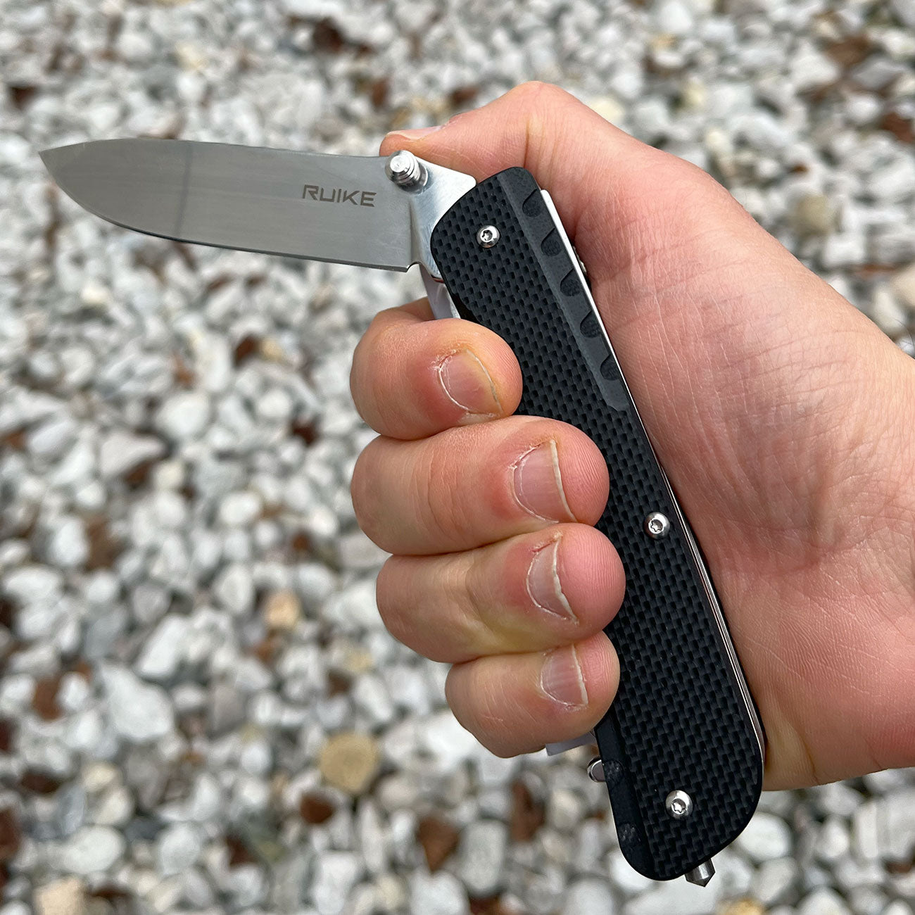 Ruike Trekker LD51-B Taschenmesser mit Säge & Zange – Detailansicht