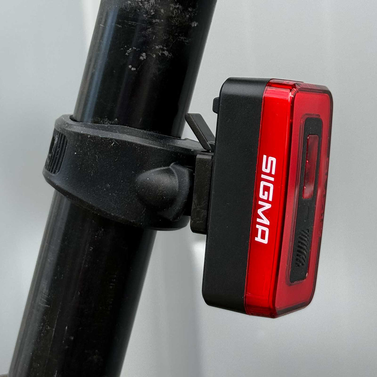 Sigma Hiro 70 – Akku-Fahrradrücklicht mit Brems-/Notbremslicht, USB-C & StVZO