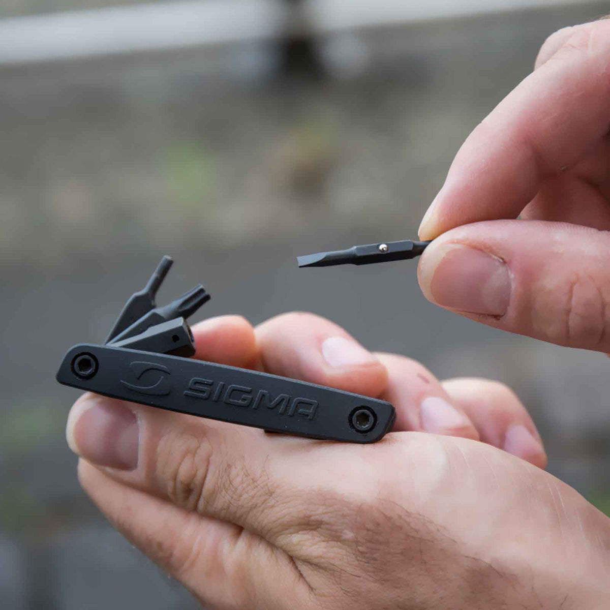 Sigma Pocket Tool Medium – Fahrrad-Multitool mit 17 Funktionen & Kettennieter